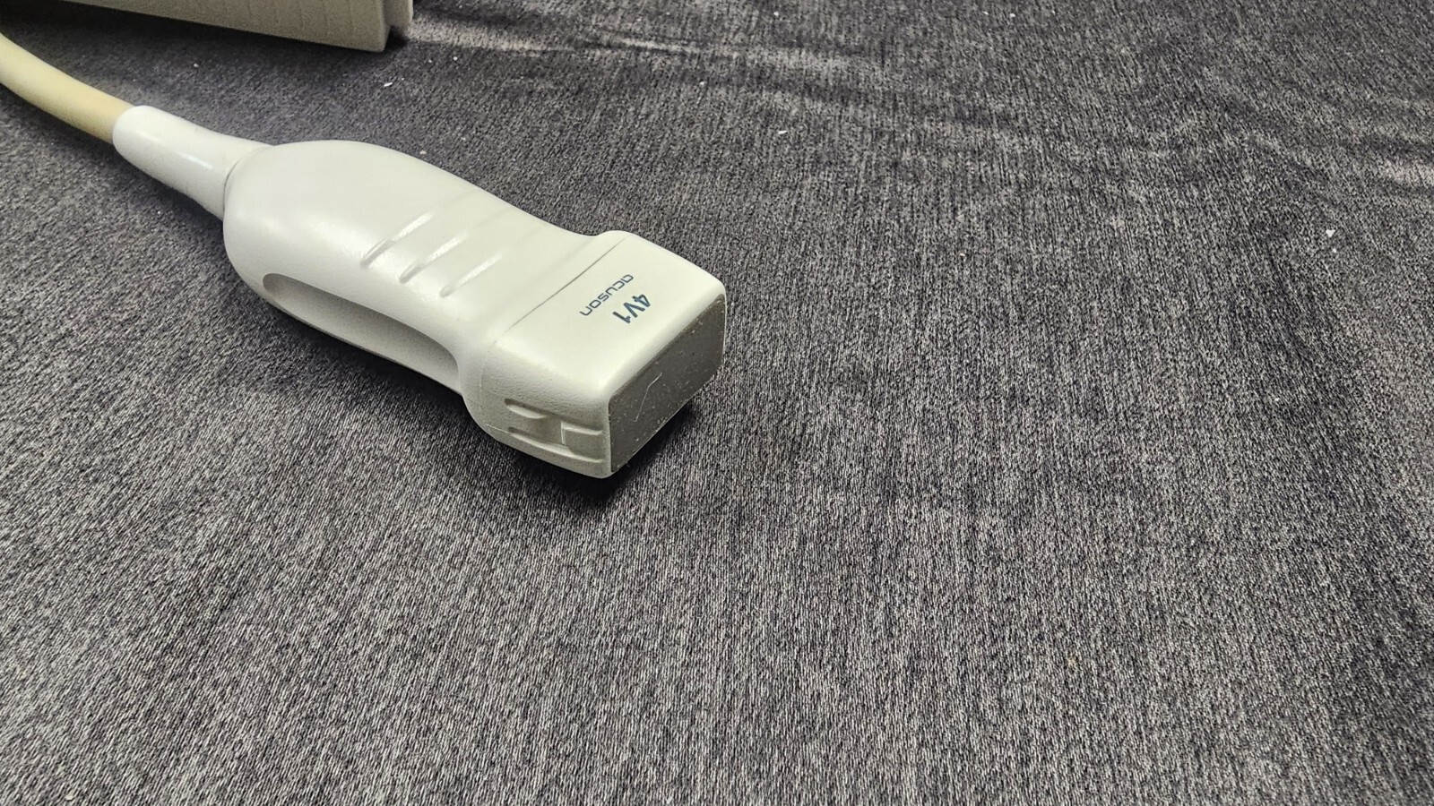 ACUSON 4V1C VECTOR ARRAY ULTRASOUND TRANSDUCER PROBE