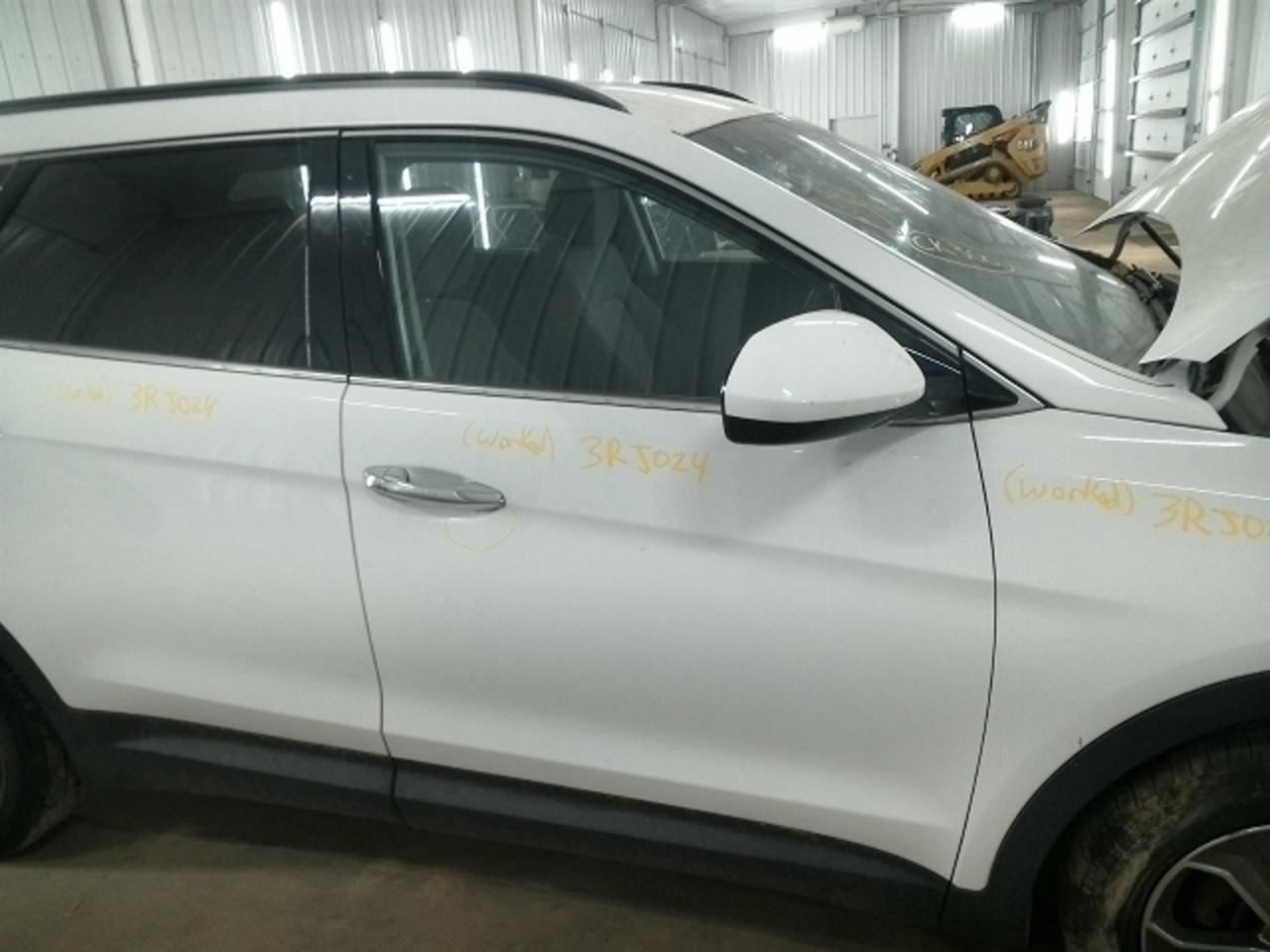 Driver Left Front Spindle/Knuckle LWB Fits 15-19 SANTA FE 104900938