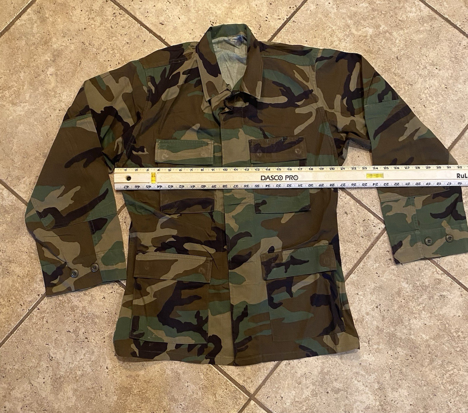 U.S. Army Woodland Camouflage Pattern Combat Coat Size Small Regular