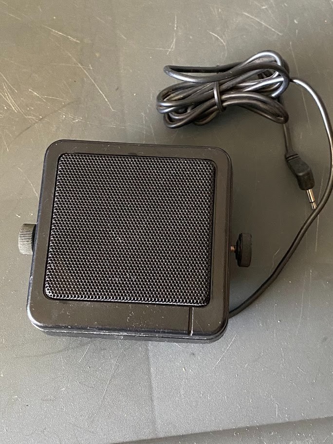 Impedance 8 OHM 5-8 Watt Two Way Radio CB HAM Extension Speaker