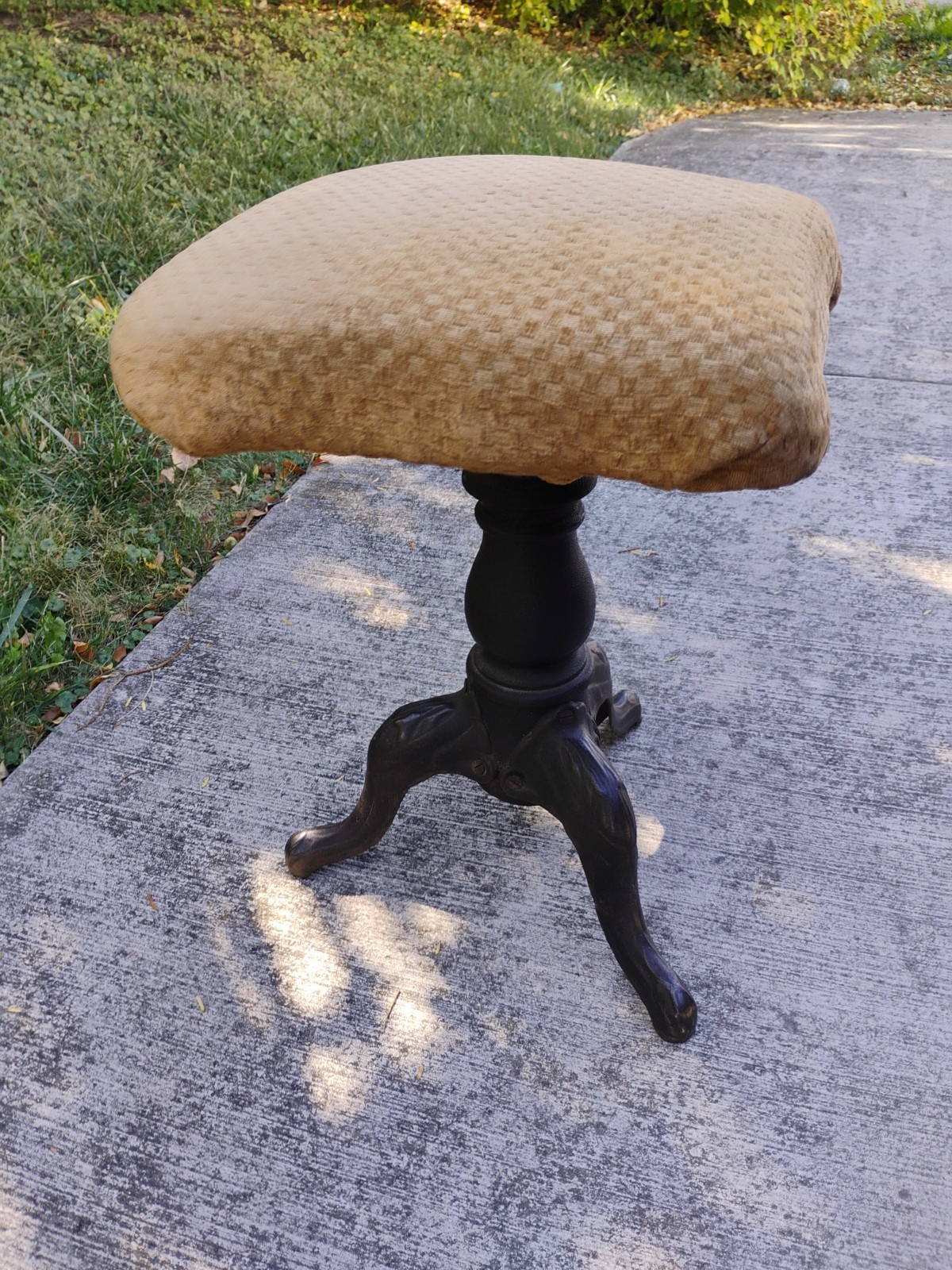 Antique TONK Chicago/ New York Cast Iron/ Wood Piano Stool
