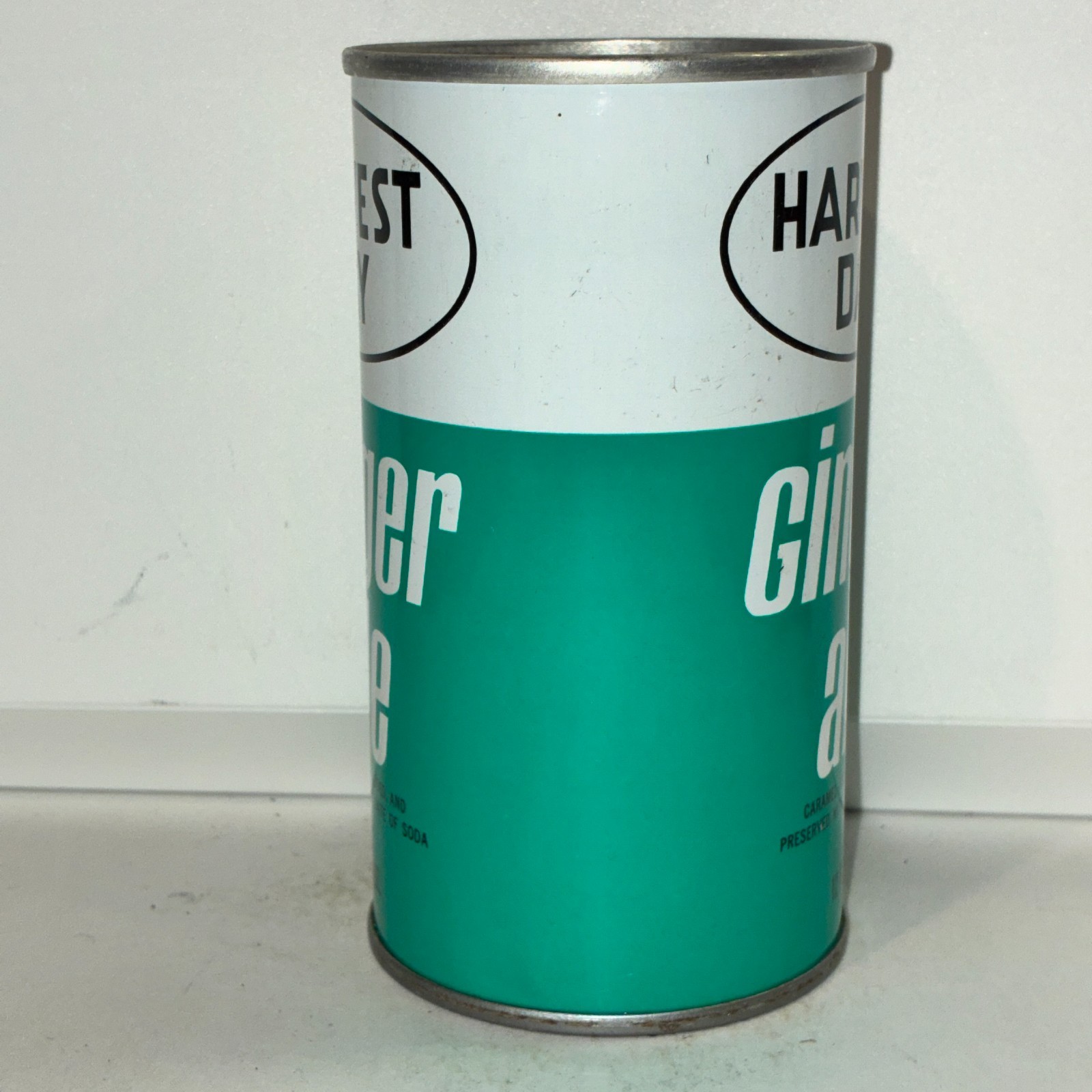 Harvest Day Ginger Ale Soda can