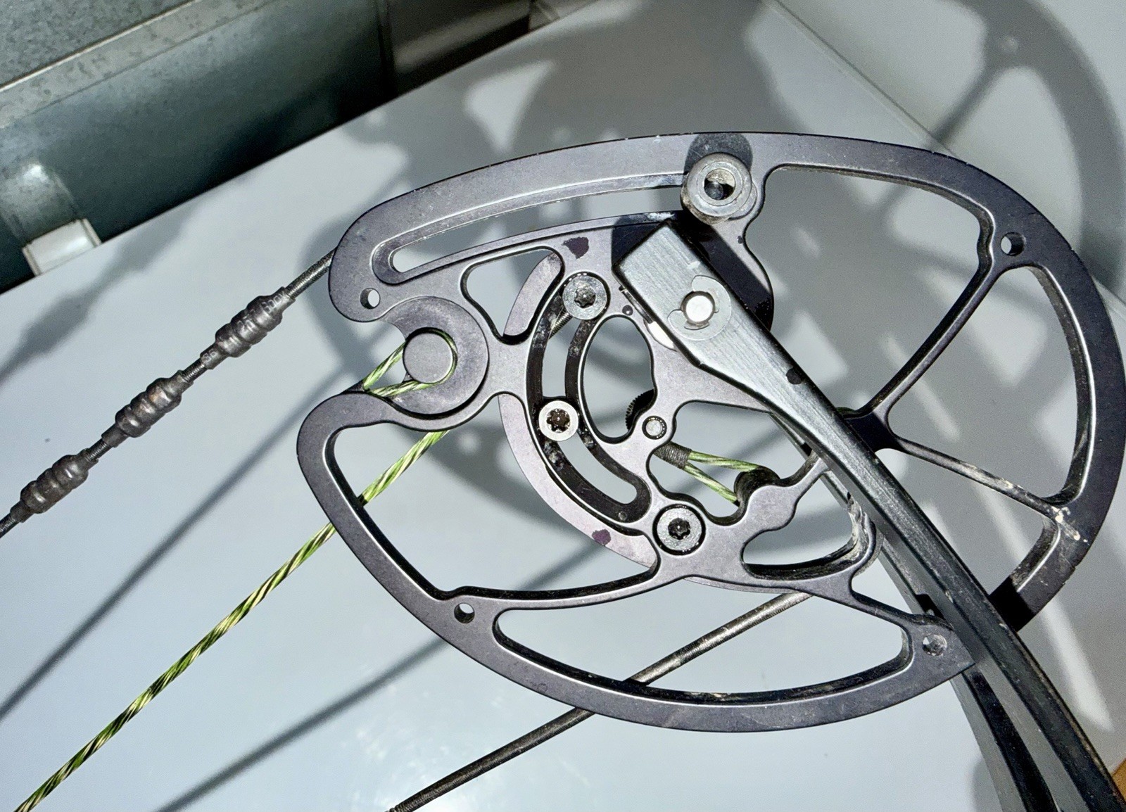 Xpedition Mako X compound bow