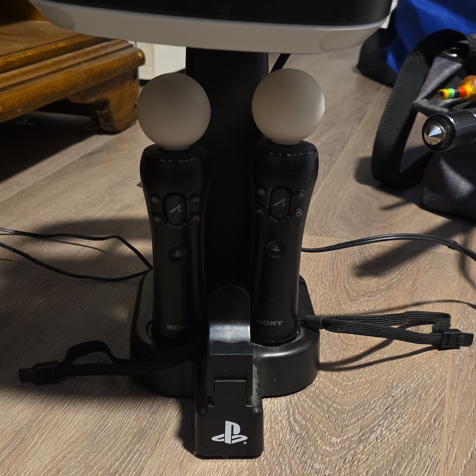 Sony PlayStation VR Bundle with Motion Controllers, Charging Stand, Cables