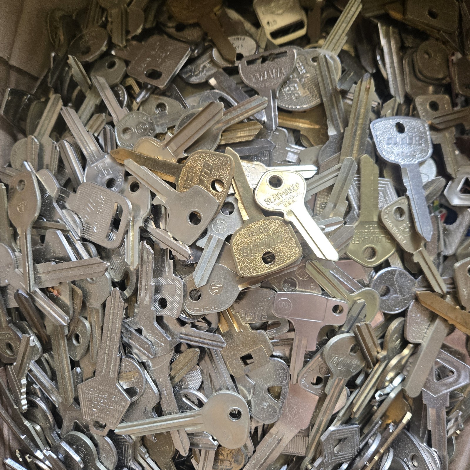 Assorted Lot of  Misc Uncut Key Blanks 1 Pound House Car Etc Craft Decor Metal