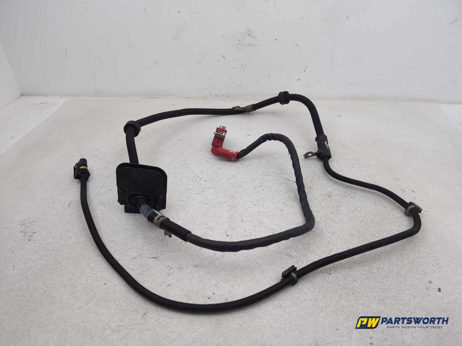 MERCEDES-BENZ C250 AMG SPORT ED125 CDI BCY POSITIVE BATTERY CABLE N000000006427