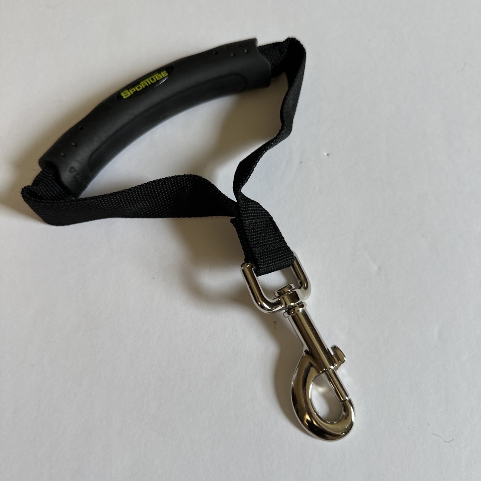 Sportube Easy Pull Handle features an ergonomic, black rubber grip