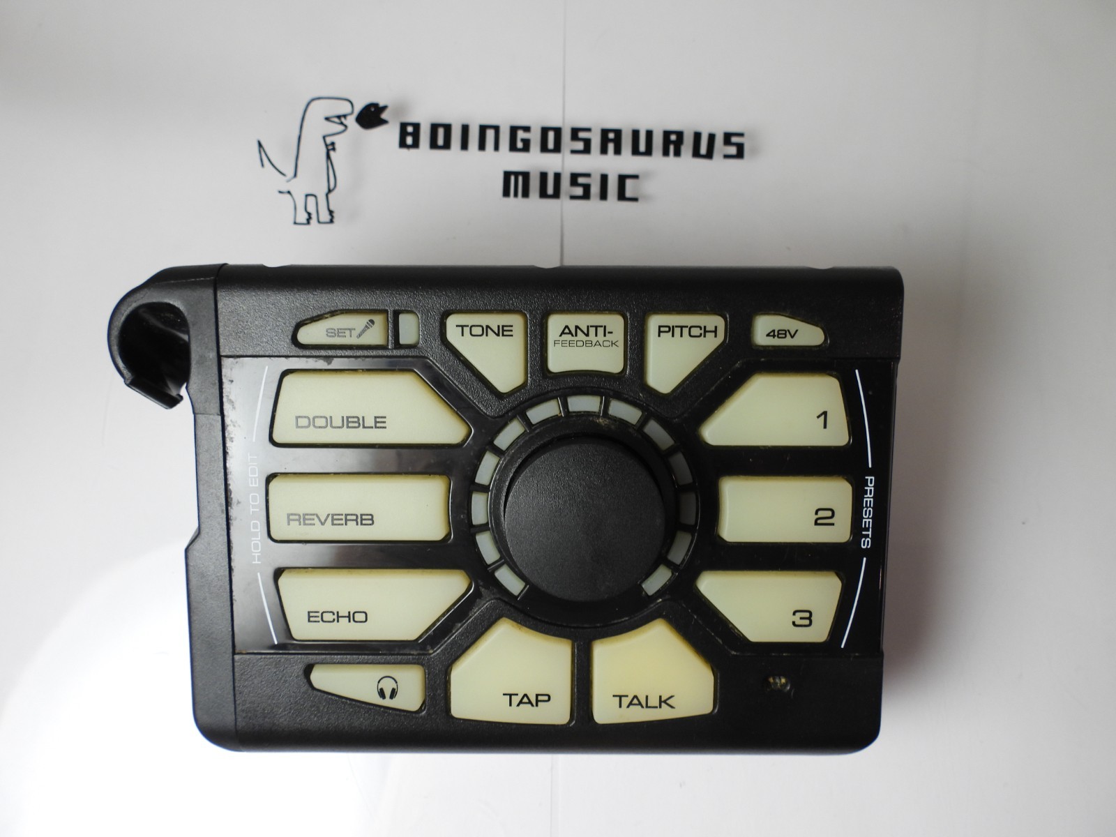 TC Helicon Perform V Vocal Effects Pedal Mic Stand Mountable Reverb Echo