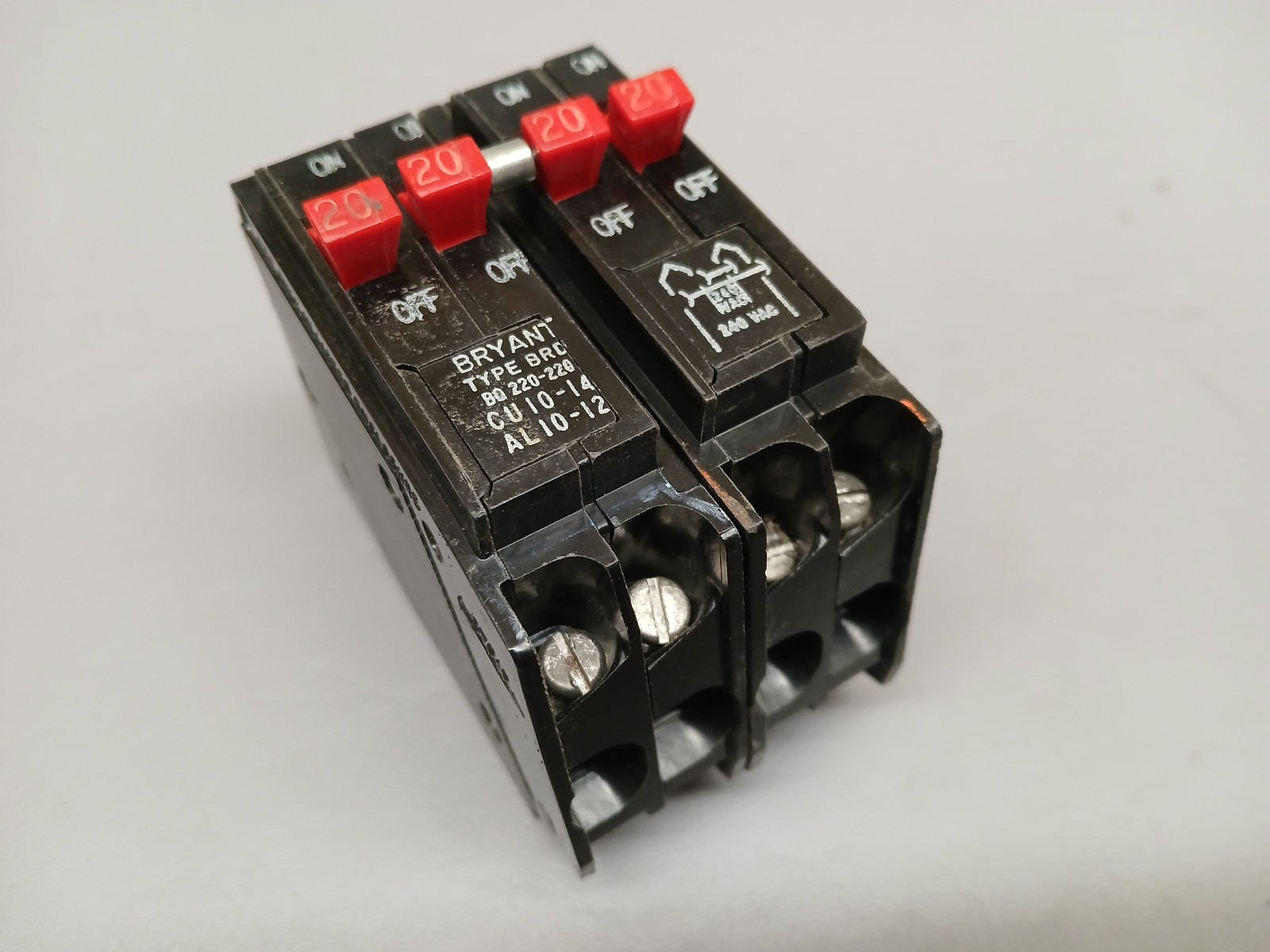 Bryant BQ220-220 Quad Circuit Breaker 4 Pole 20A 120/240VAC Type BRD
