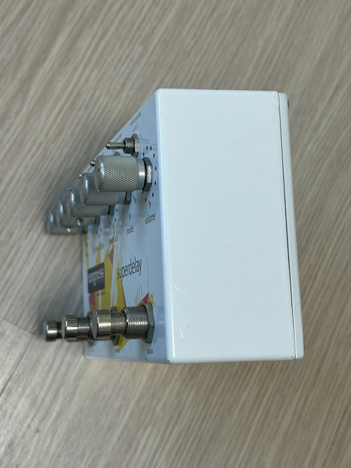 Empress Superdelay (Original Model, White)