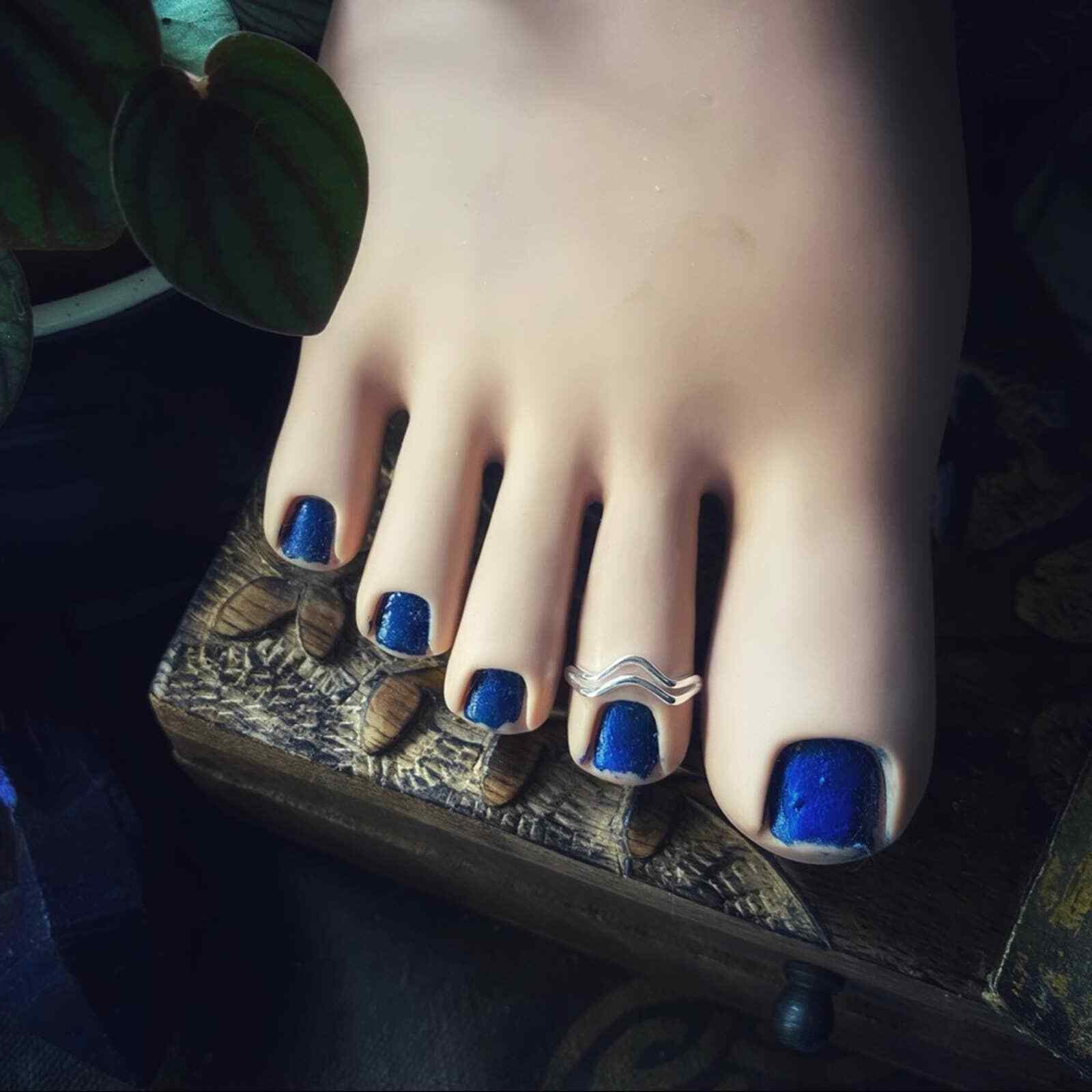 Aquarius Sterling Silver Toe Ring