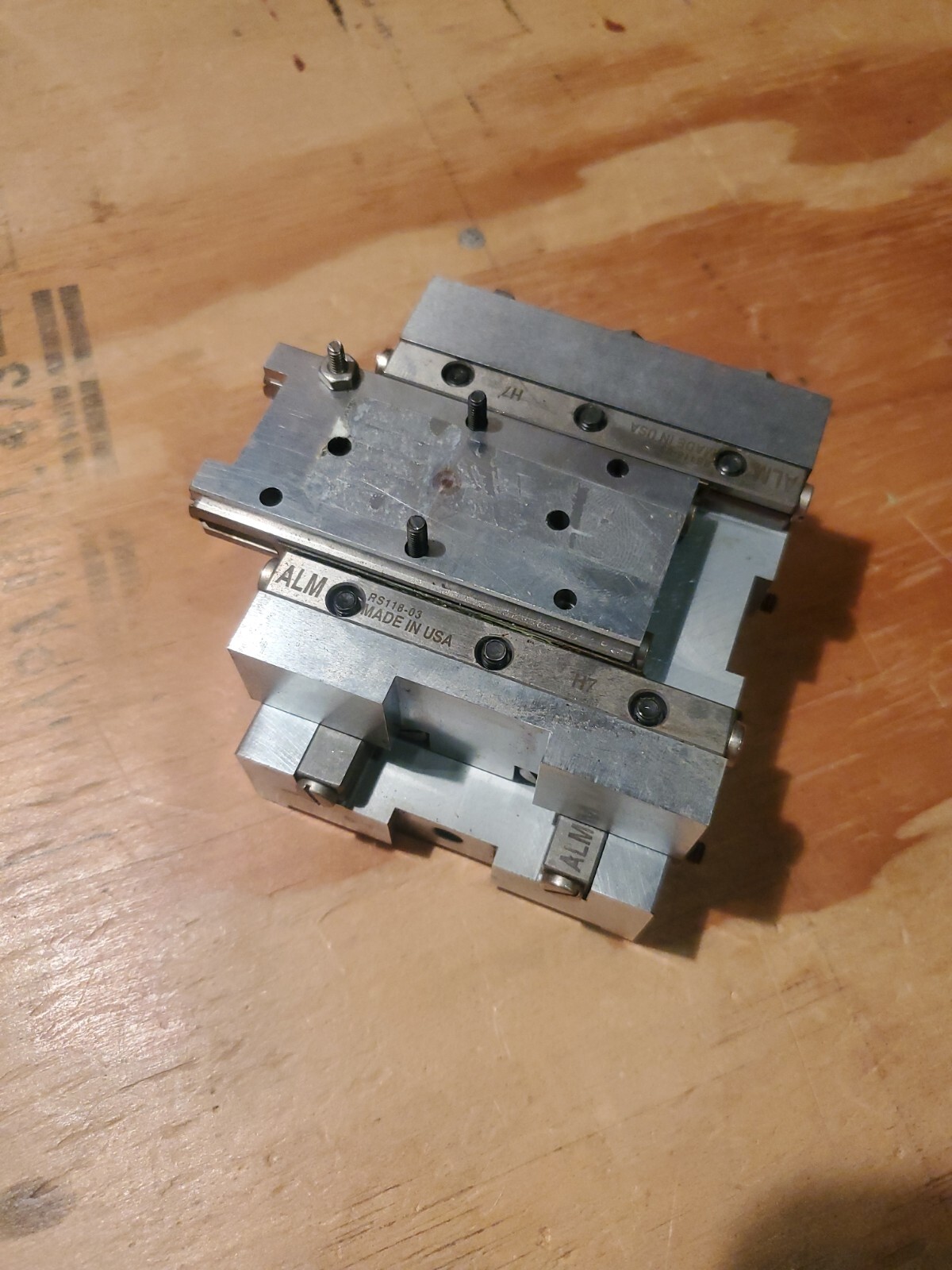 XY Stage Positioner