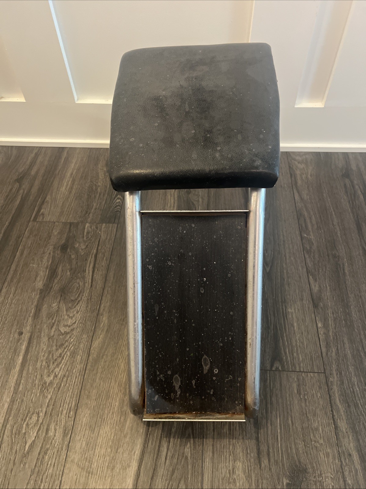 Vtg Chrome Shoe Store Foot Stool Bench Rest / Shoe Fitting