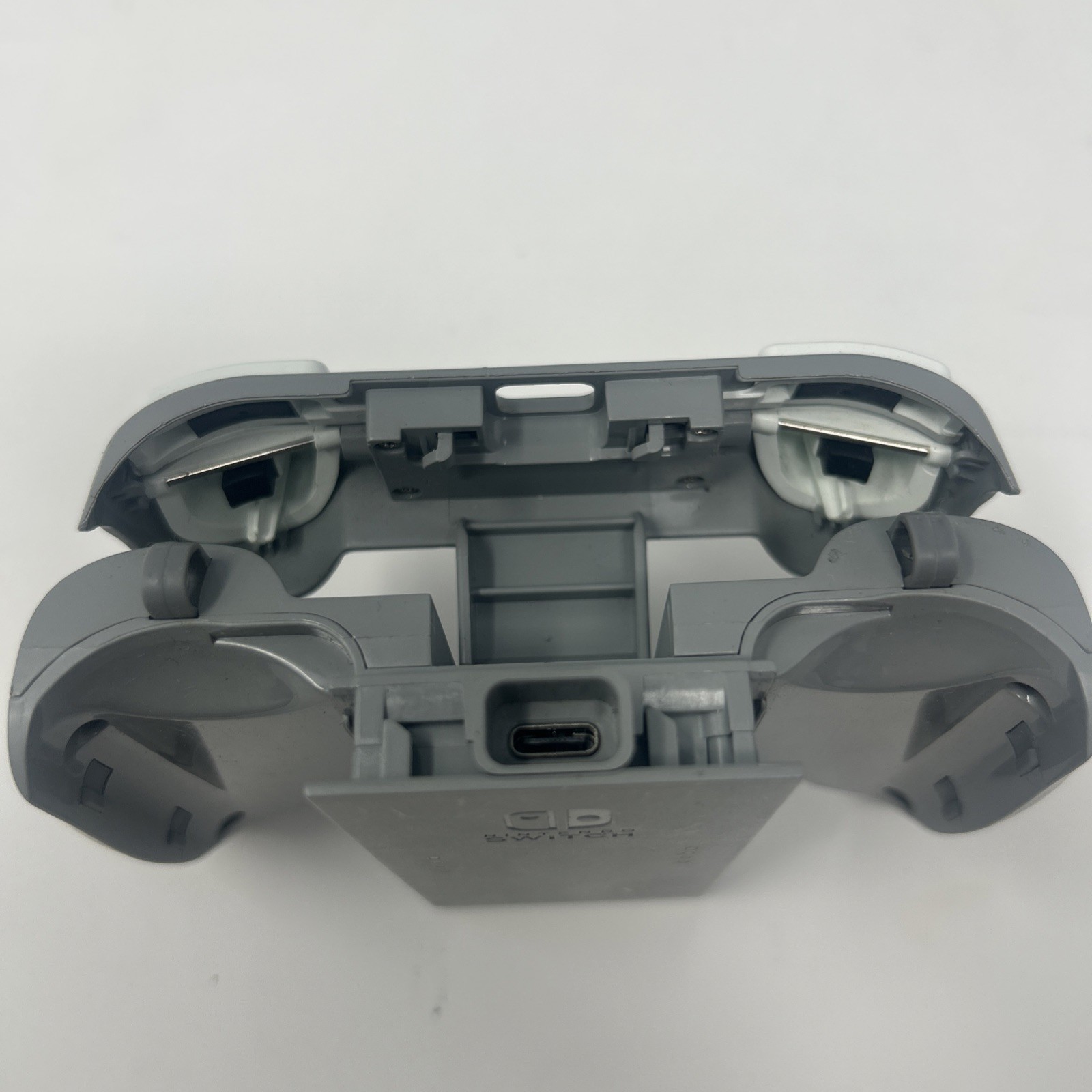 Nintendo Switch Joy-Con Charging Grip Plus PDP – Controller Charger Grip