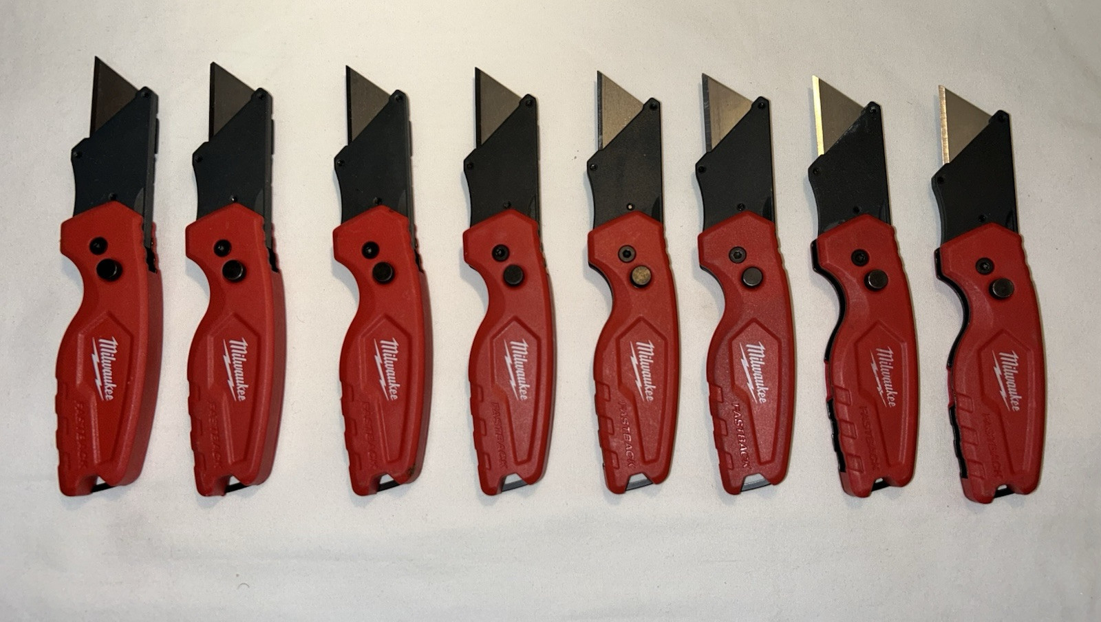Milwaukee FASTBACK Razor Blade Knife w/pocket clip 48-22-1500 Sold Individually