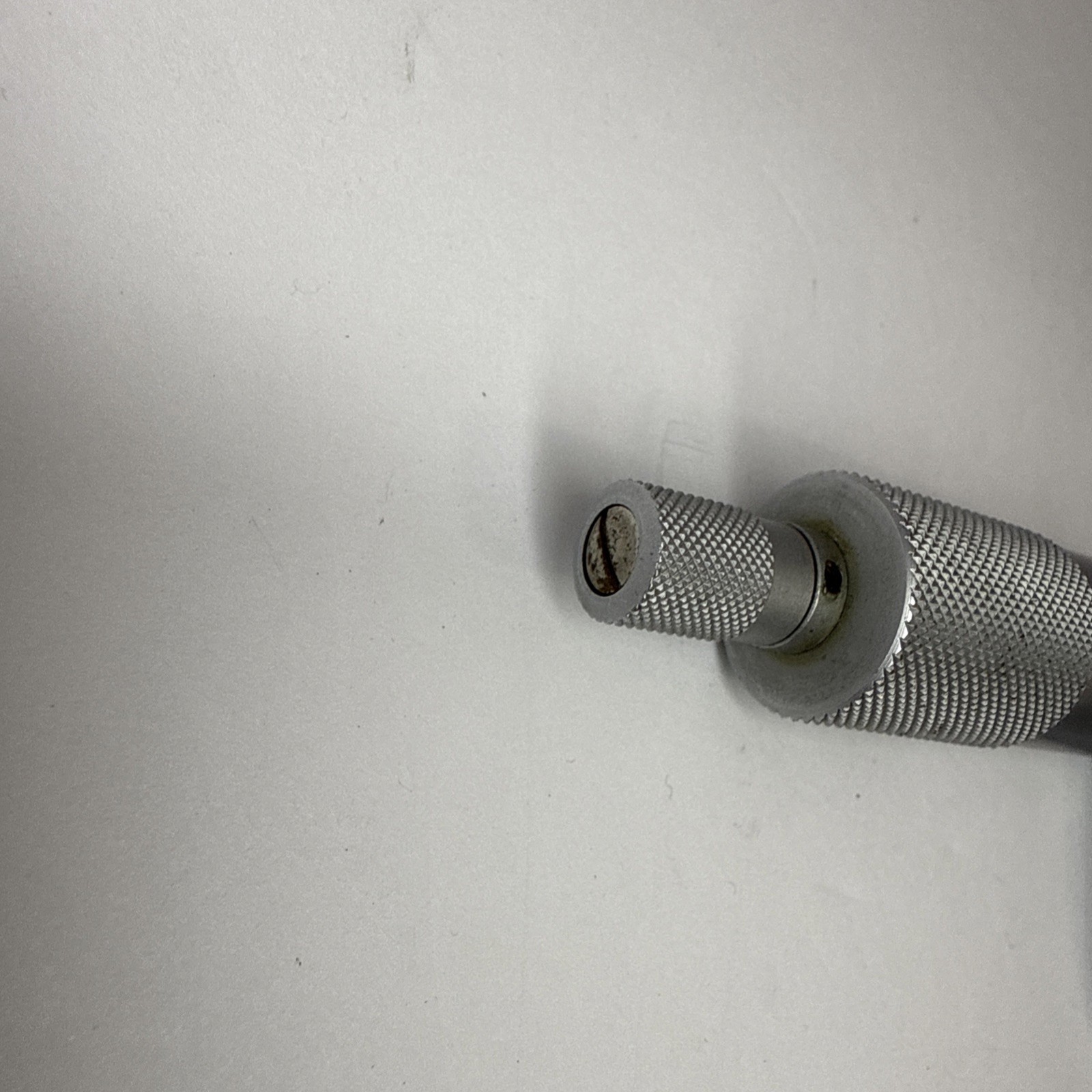 Mitutoyo Ratchet Thimble Outside Micrometer 1-2" Range .001"