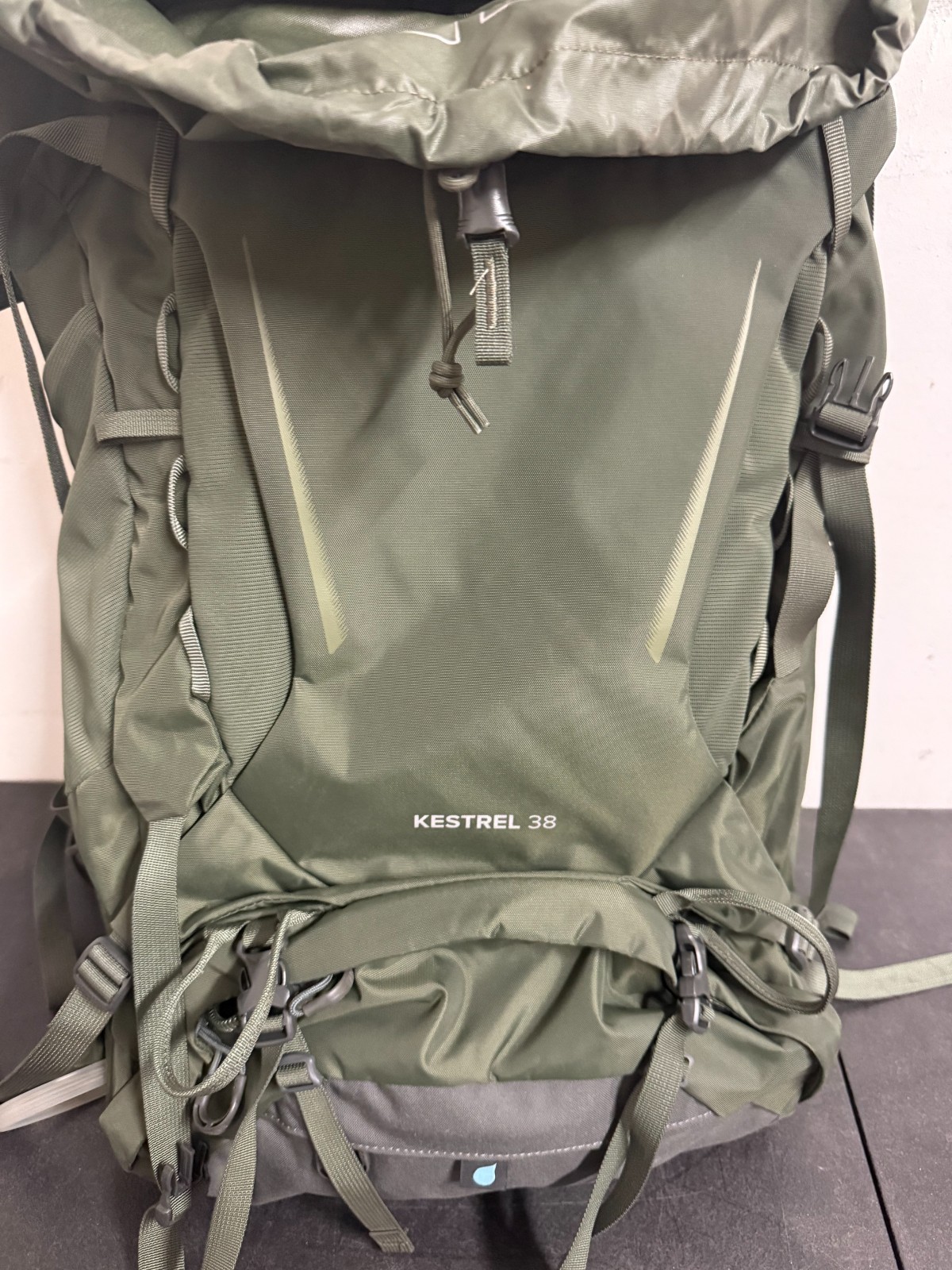 Osprey Packs Kestrel 38L Backpack Bonsai Small / Medium