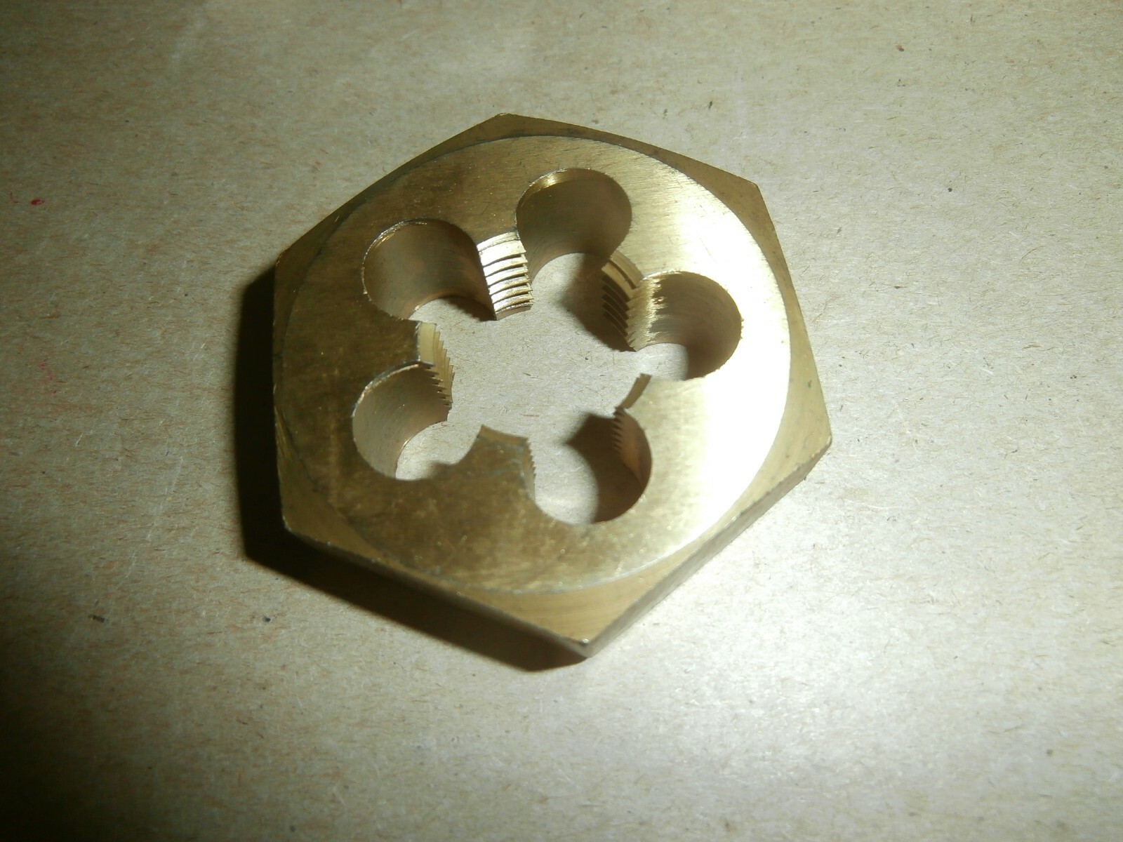 New Master Mechanic 7/8" 14NF Bolt Hex Die Titanium Coated 788952