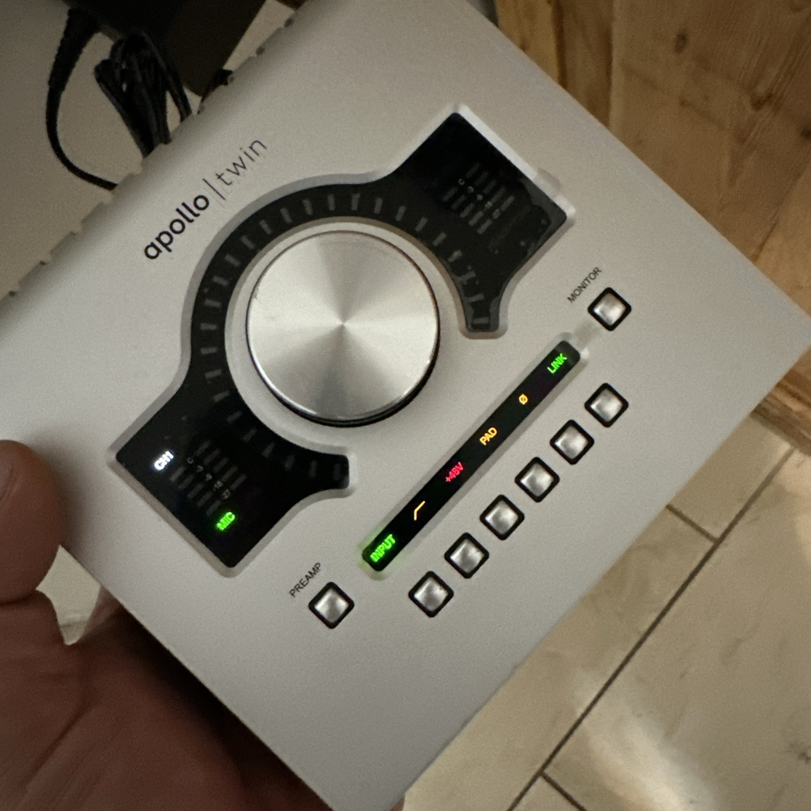 Universal Audio Apollo Twin DUO USB 3 Audio Interface UAD-2 Core Studio Tested