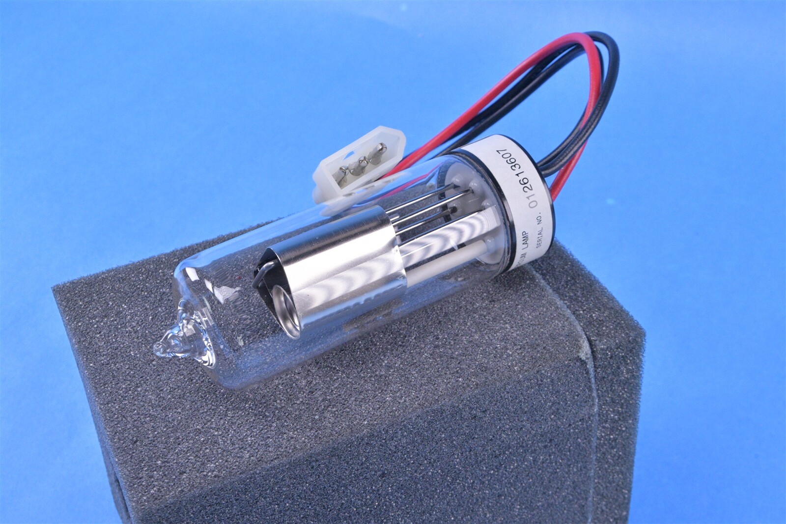 PerkinElmer Deuterium Lamp 85V Part # 9991806