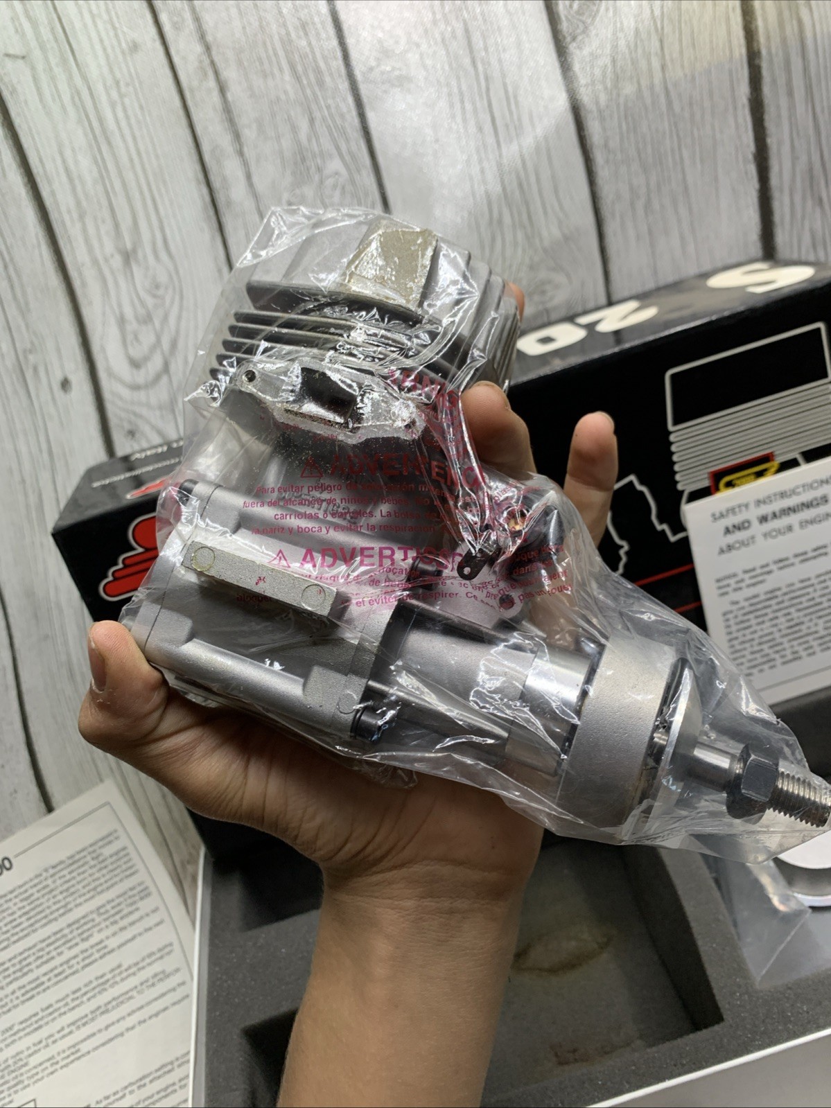 SUPER TIGER S 200 RC Nitro Engine BRAND NEW CLEAN