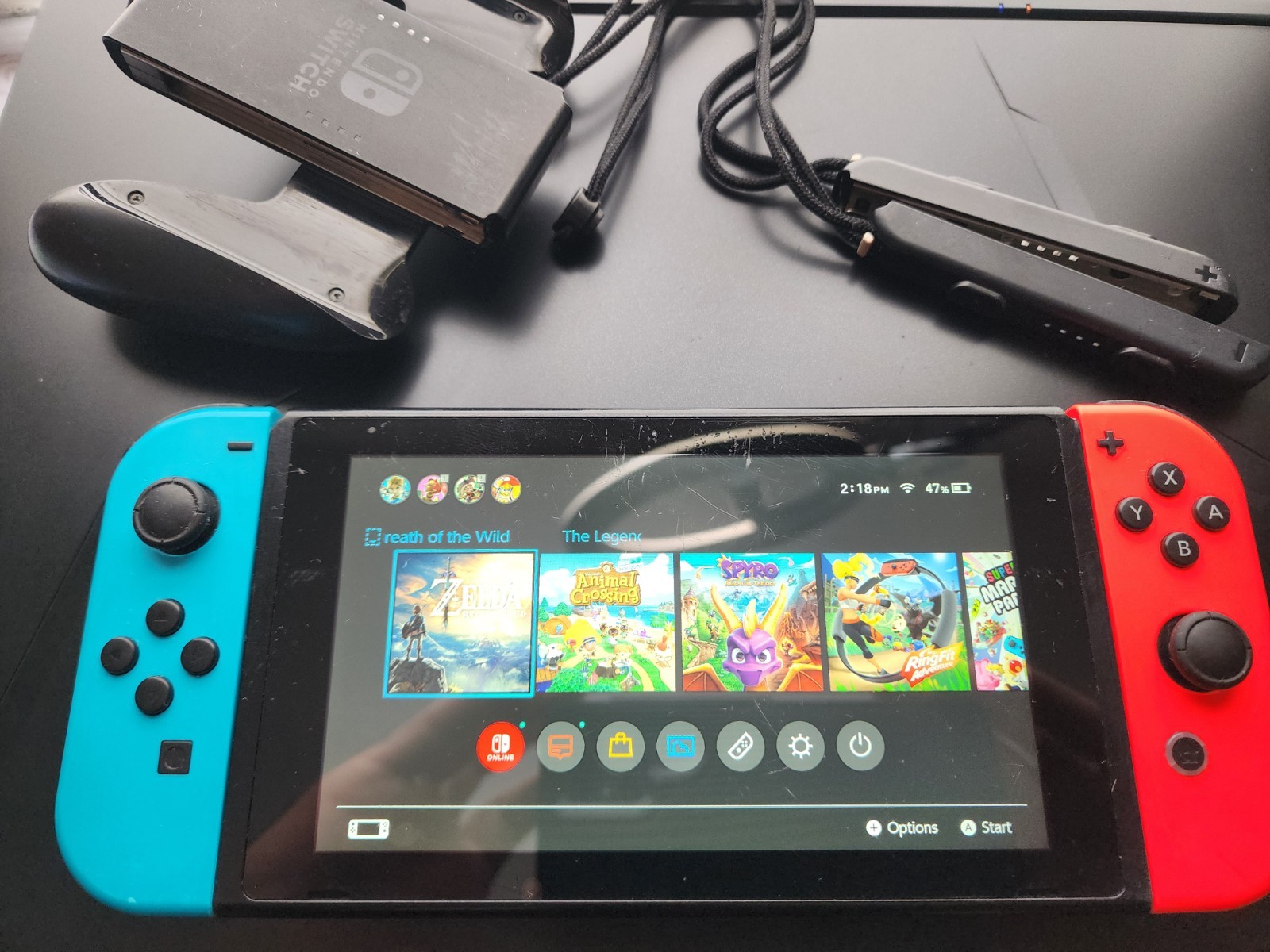 Nintendo Switch with Neon Blue and Neon Red Joy-Con (HAC-001-01) Not working