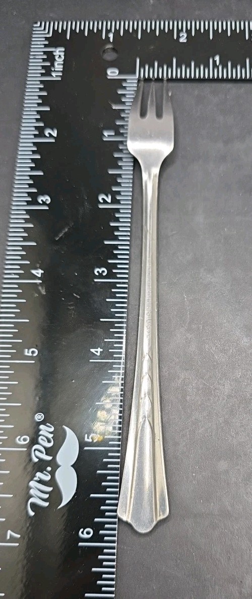 EKCO STAINLESS COCKTAIL FORK