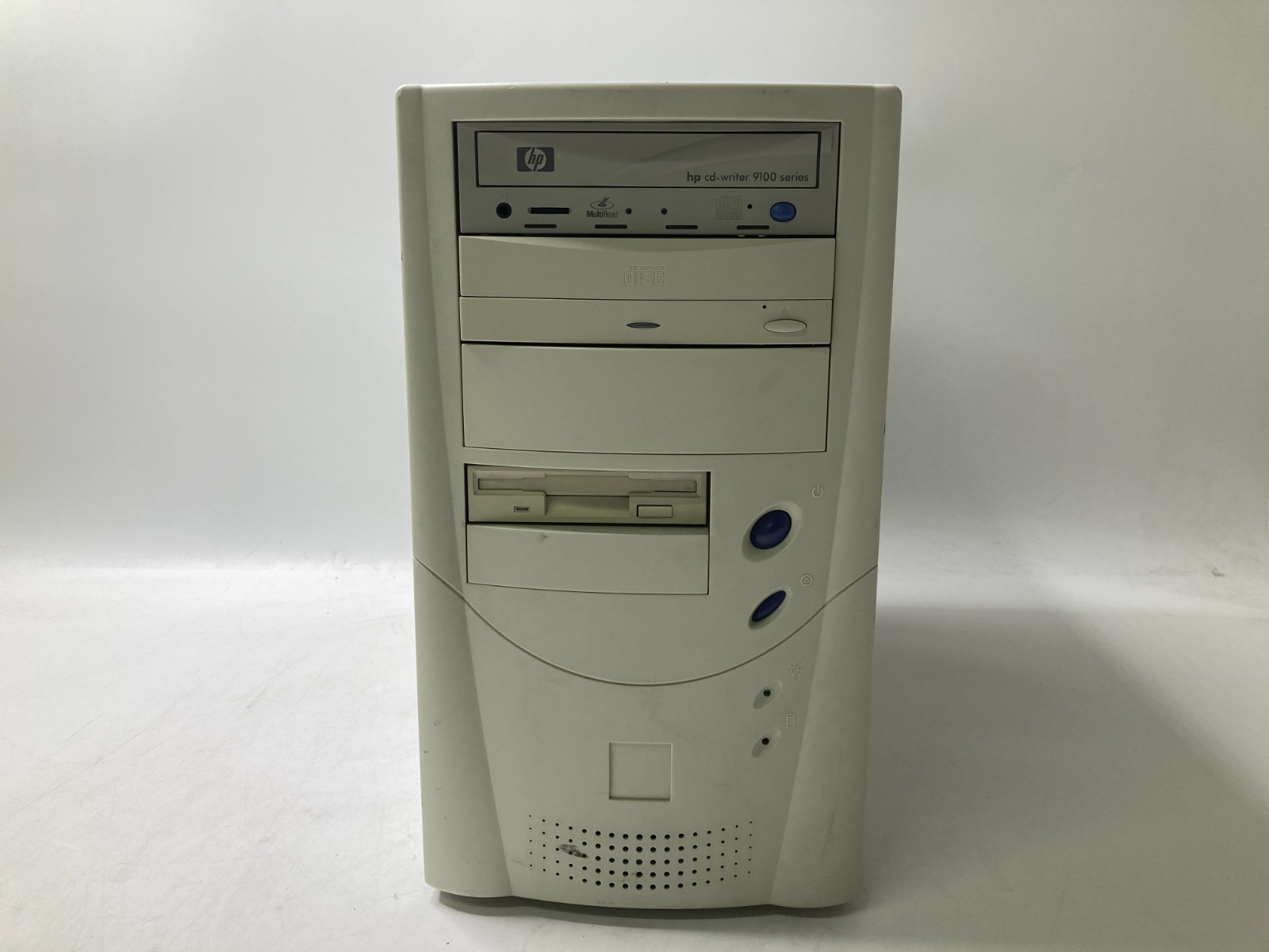Vintage Beige Computer Case w/ 250W Power Supply