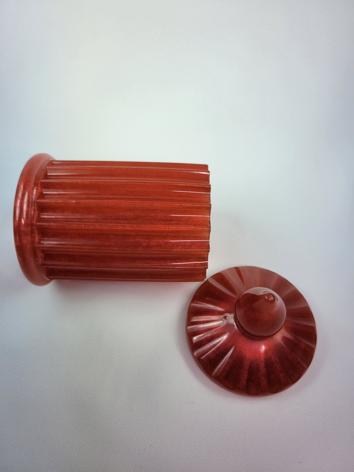 Handmade Red Decorative Resin Jar