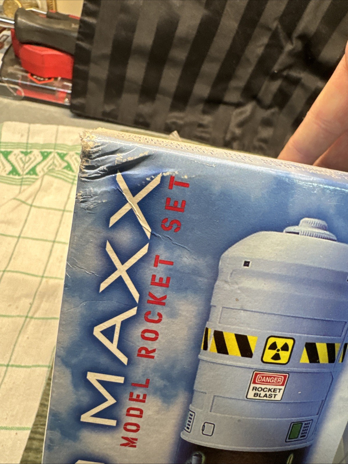 Micro Maxx 5607 Critical Mass Mini Rocket Ready To Fly New In Box Rocket Set