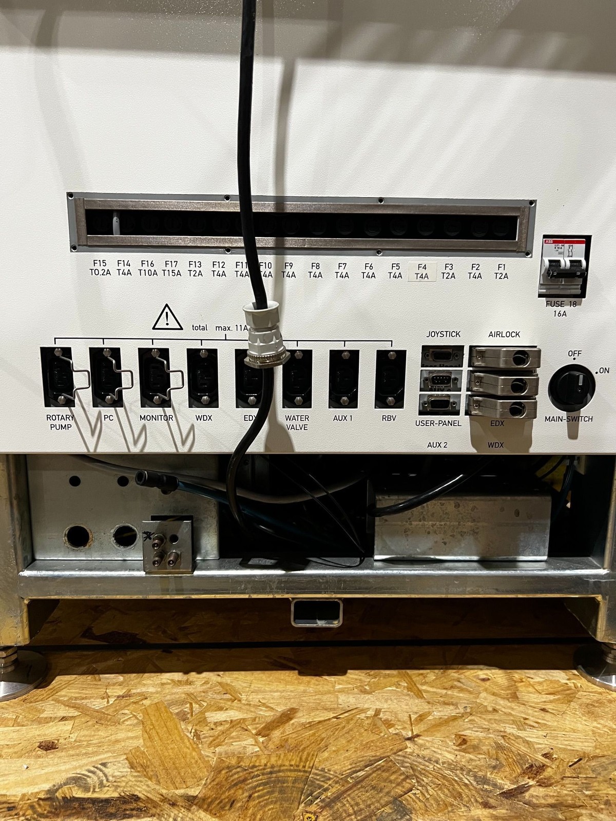 LEO 1455 Scanning Electron Microscope USED