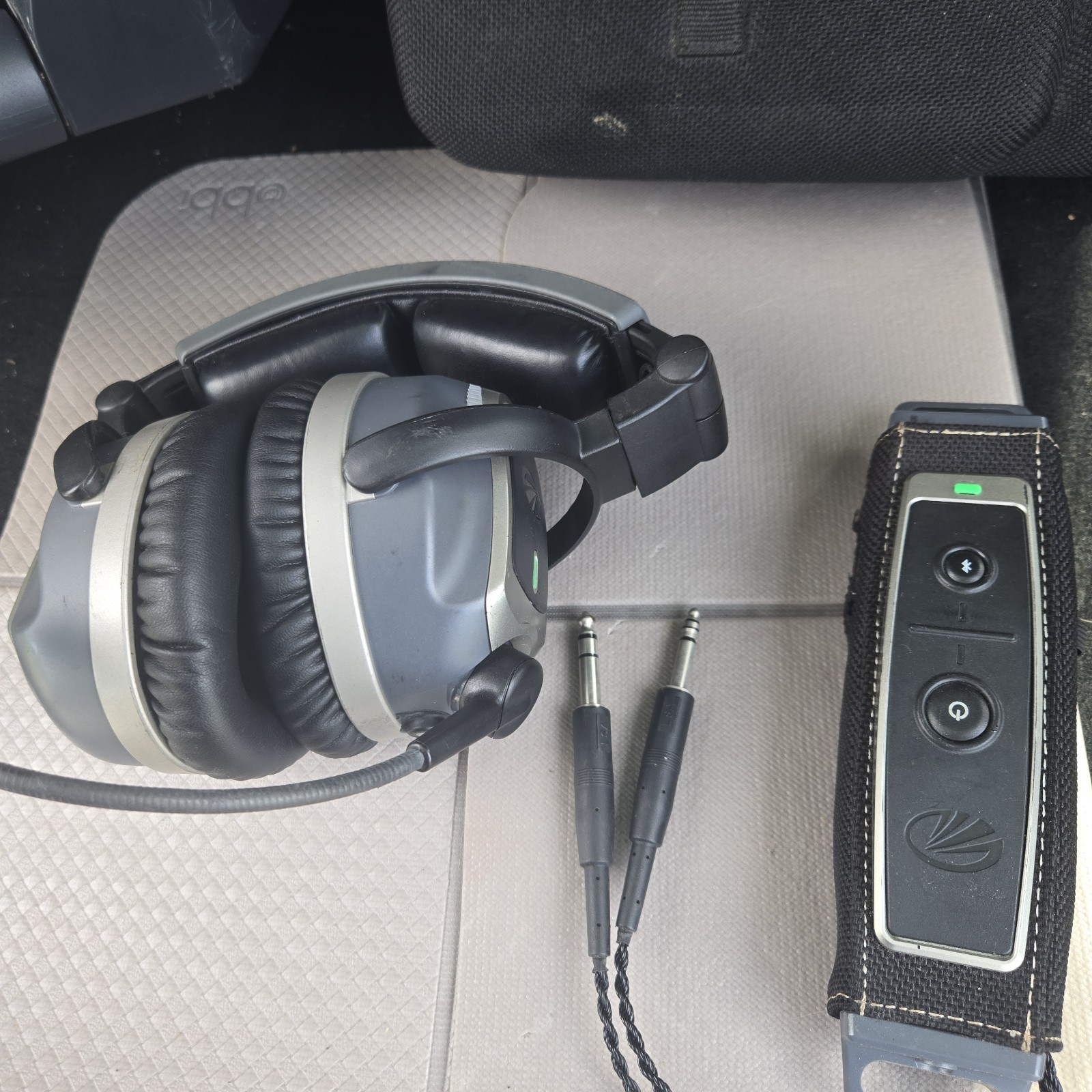 Lightspeed Tango Wireless ANR Aviation Headset Bluetooth With Dual GA Plugs