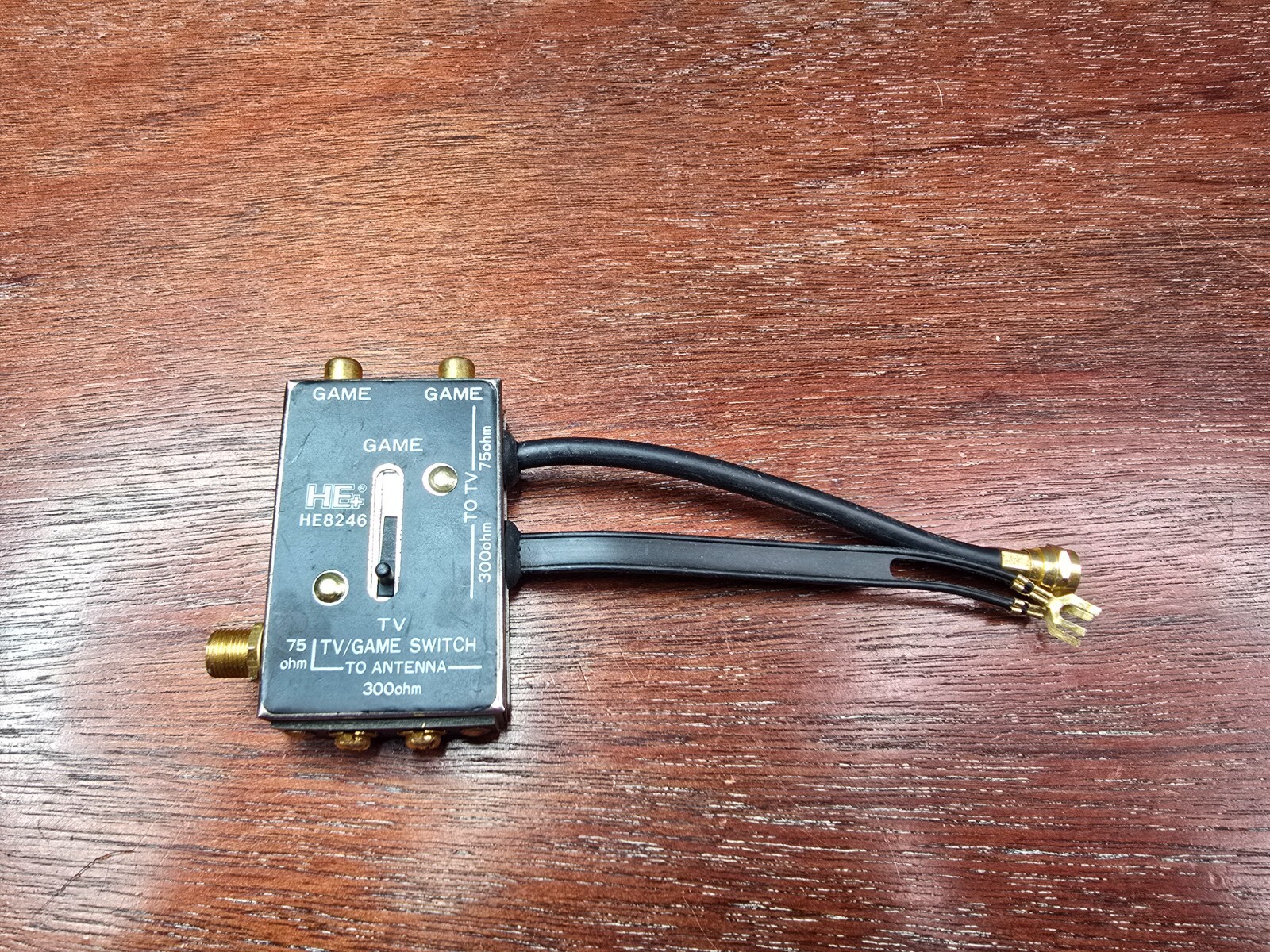 HE+ HE8246 A-B TV/Game Switch Twin Switchbox Video Game Input Fits Atari