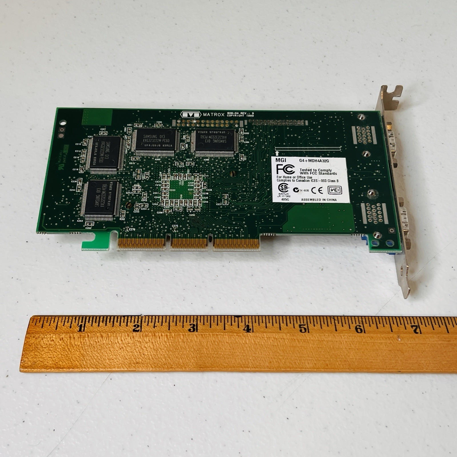 Vintage MATROX 905-04 REV-B 405G Samsung 013MT02740 One Piece USED Graphics Card