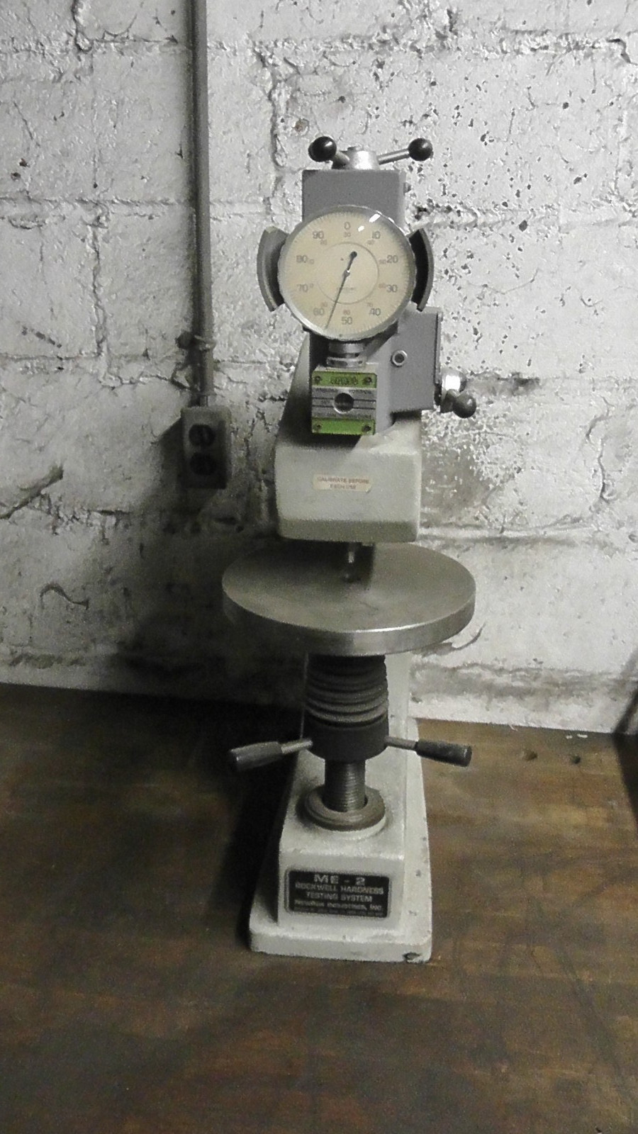 NEWAGE INDUSTRIES ME-2 ROCKWELL HARDNESS TESTING SYSTEM ME2, Used