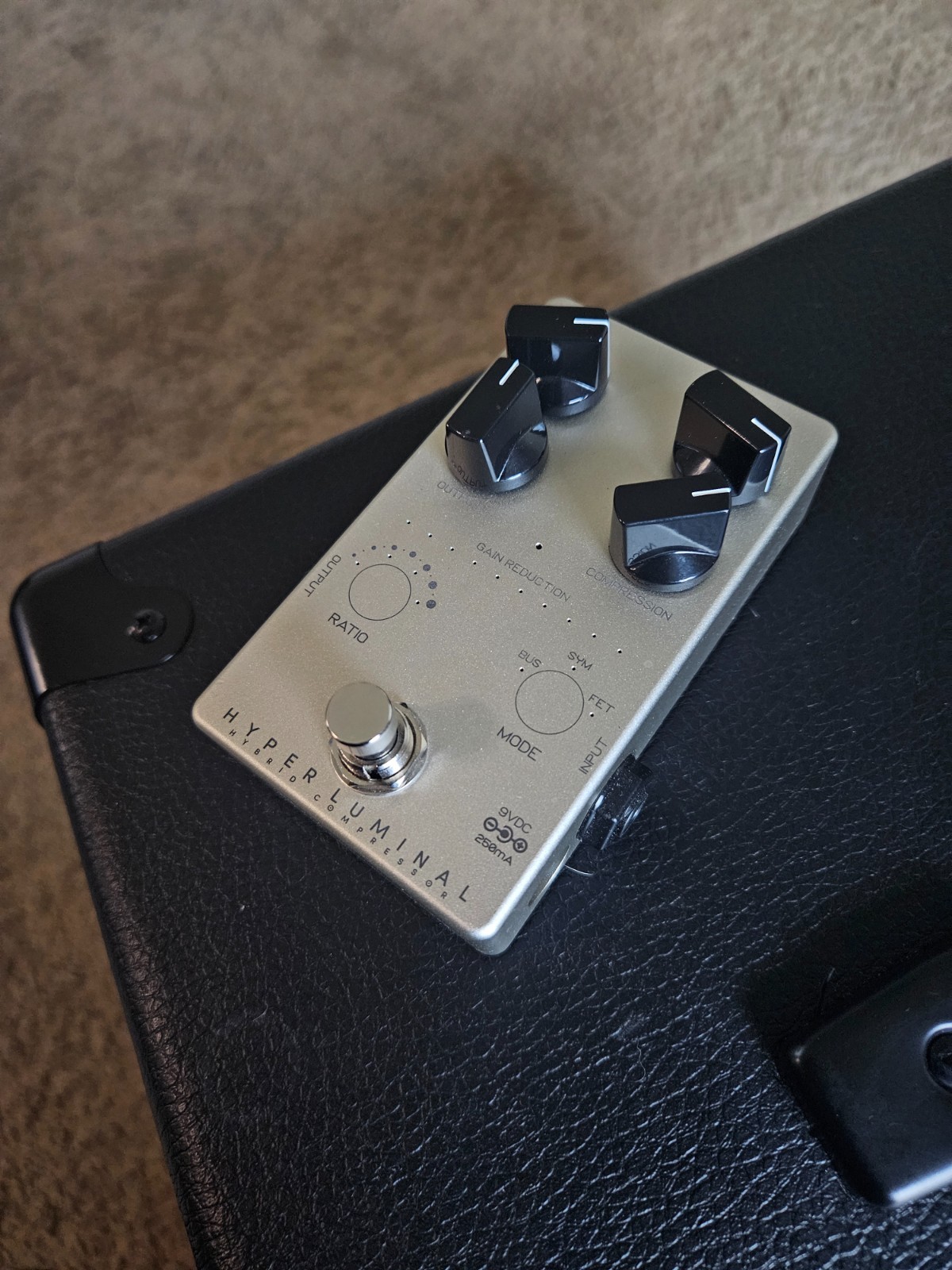 Darkglass Hyper Luminal Hybrid Compressor Pedal - Gray