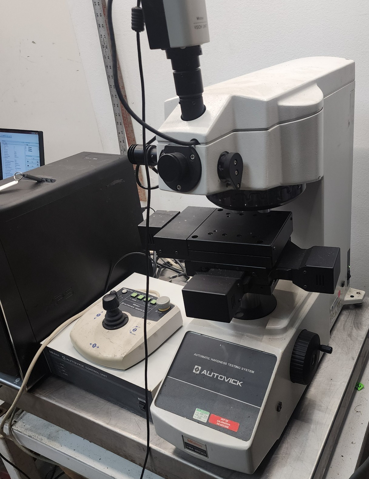 Mitutoyo HM-200 System C Micro Vickers Hardness Testing System Dongle Computer