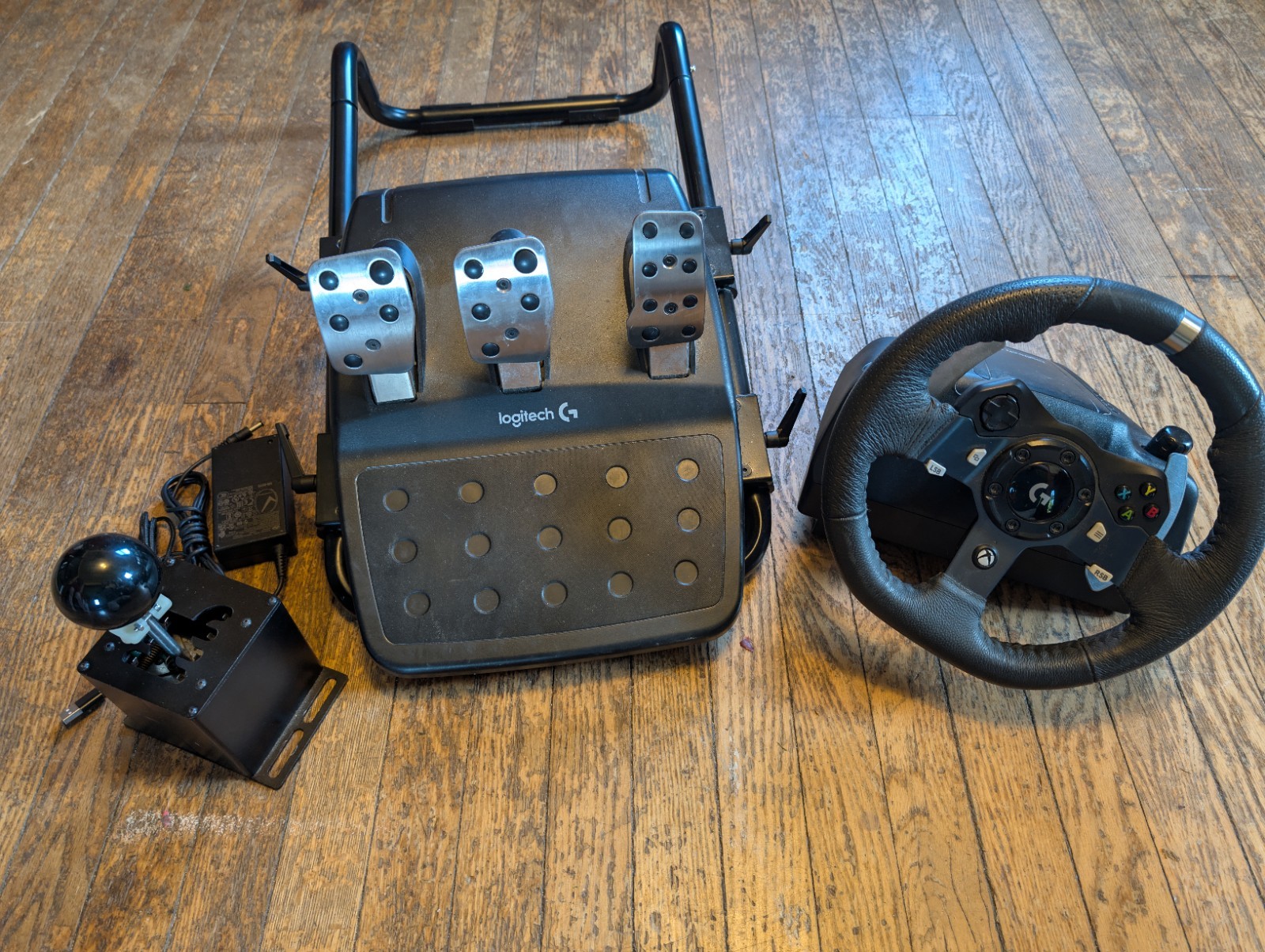 Logitech G920 Driving Force Wired Racing Wheel & Pedals w/ Extra Shifter PC XBOX