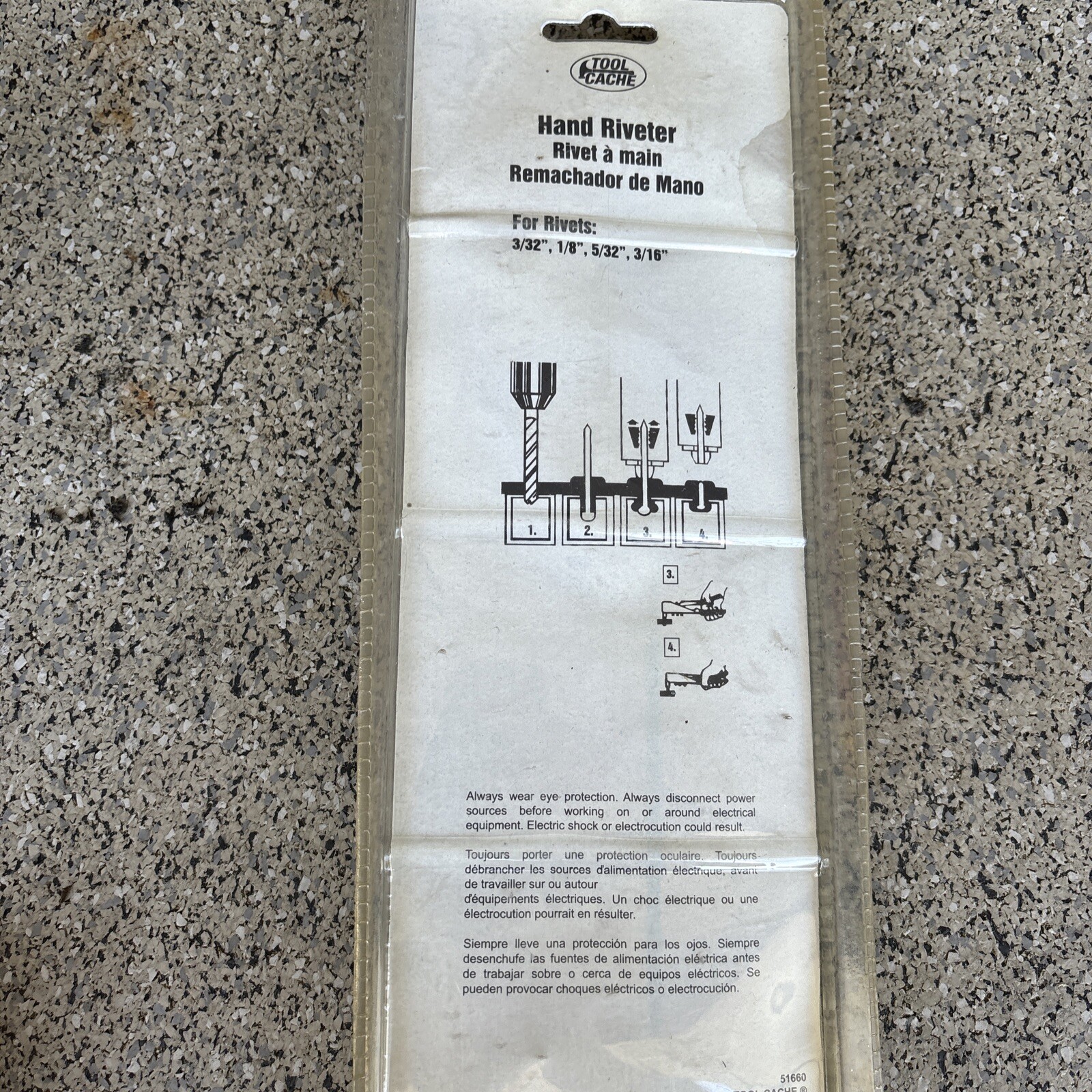 Tool Cache Hand Riveter #51660 with 4 Size Rivets