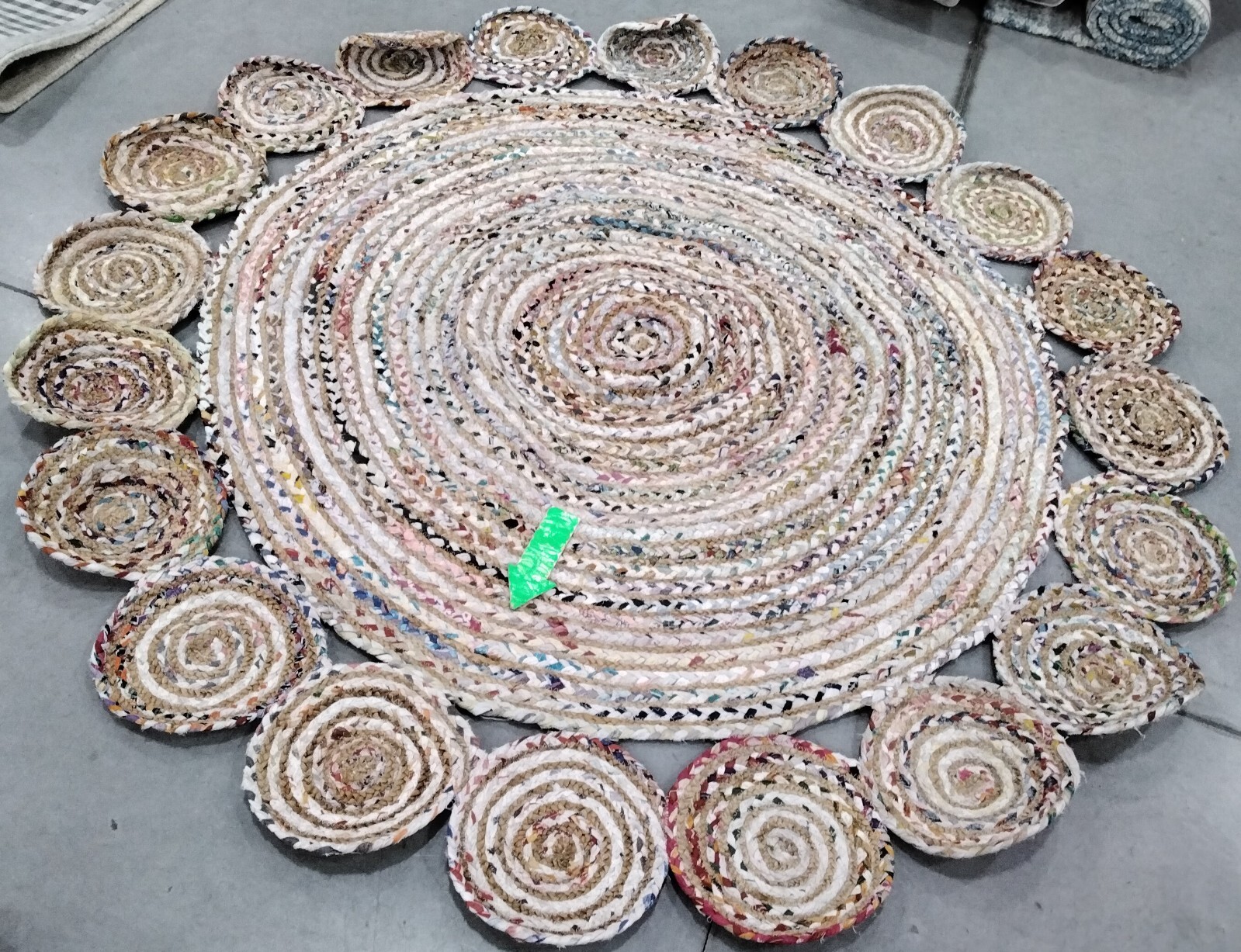 IVORY / MULTI 6' X 6' RD Broken Thread Rug, Reduced Price 1172759295 CAP211A-6R