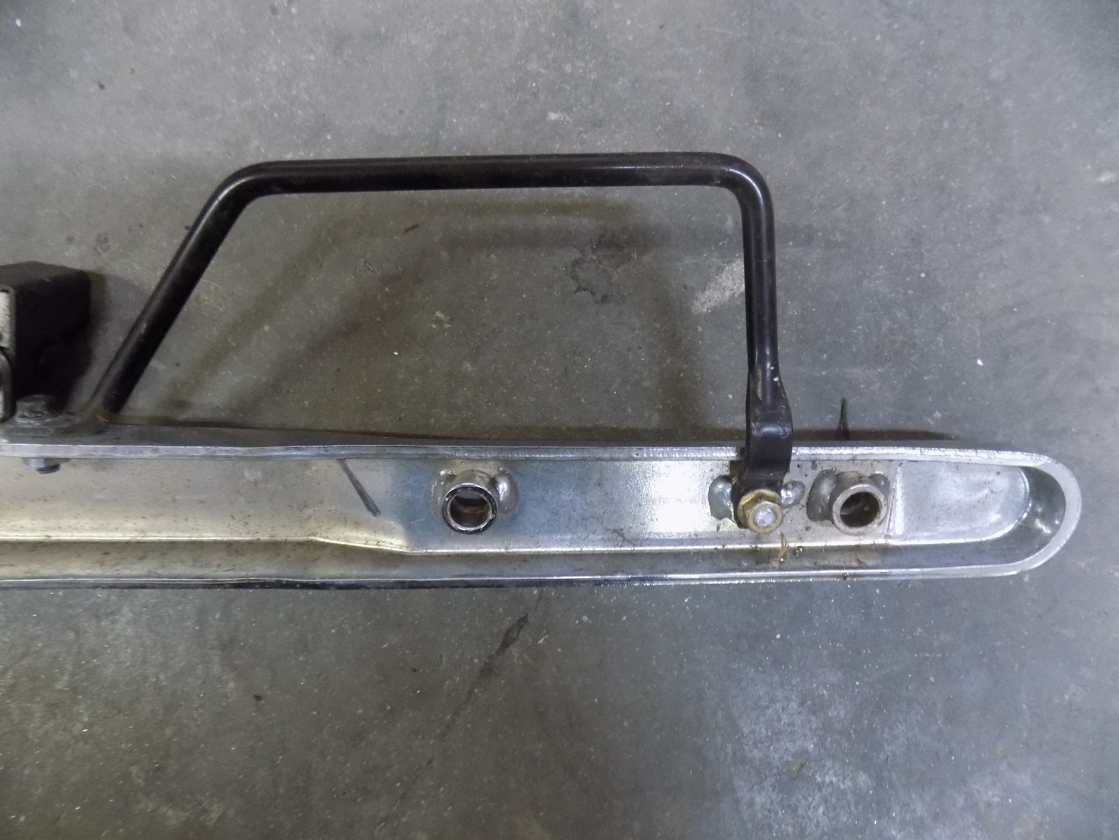 2001 HONDA SHADOW 1100 LEFT REAR SUPPORT SUBFRAME VXT1100 VXT SABOR 01