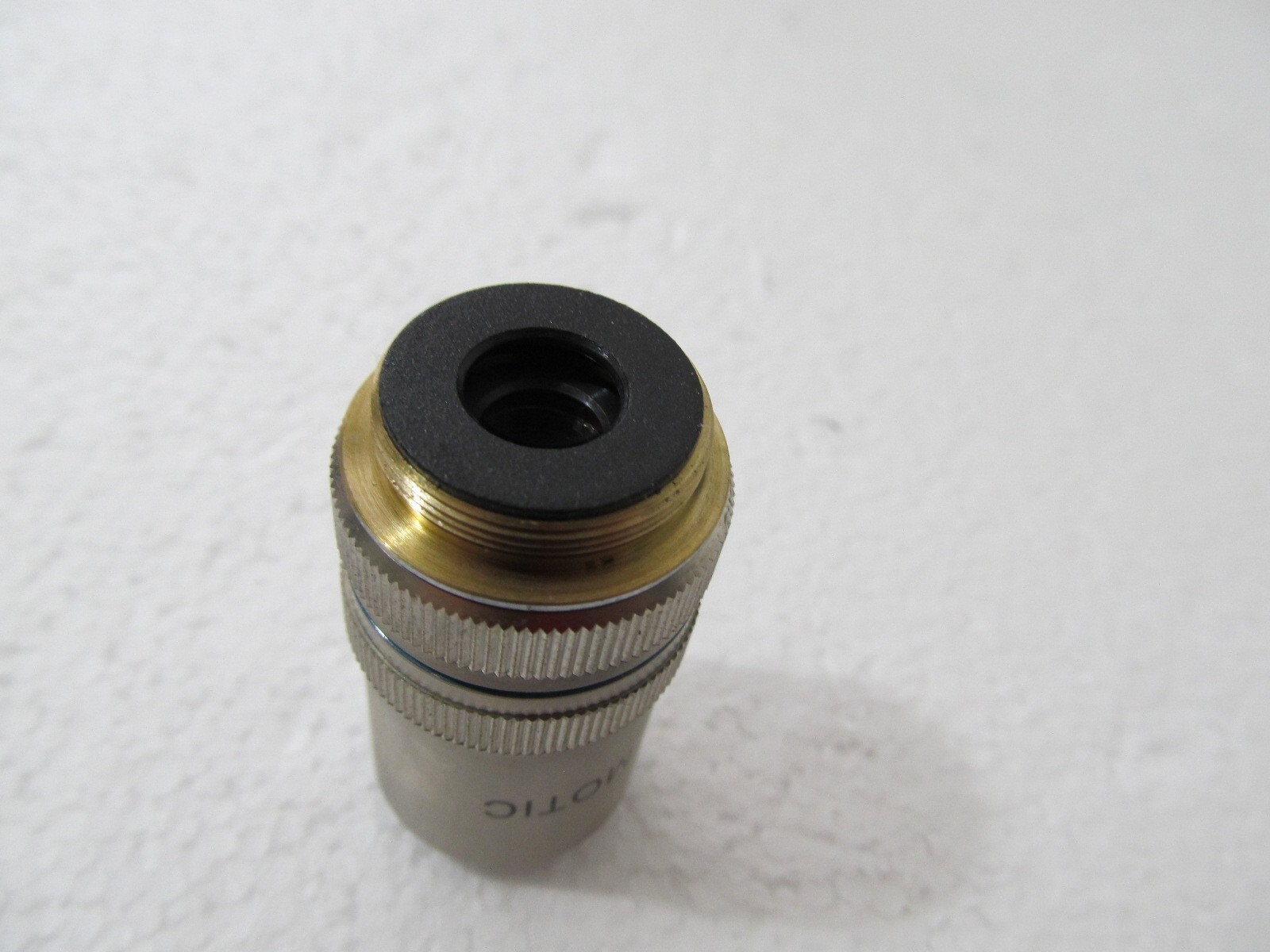 Motic PLAN FLUAR LWD 40x/0.70 ∞/1.1 WD 2.0 Microscope Objective