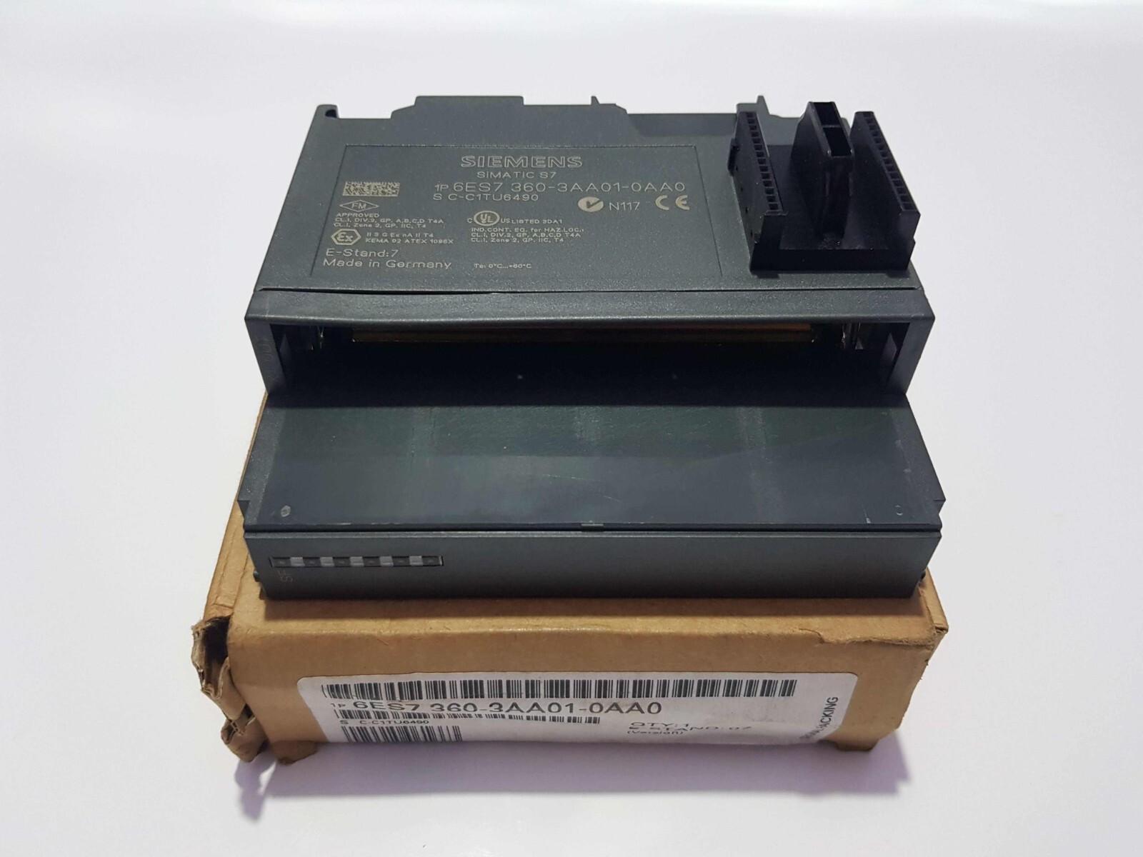 SIEMENS 6ES7 360-3AA01-0AA0 INTERFACE MODULE