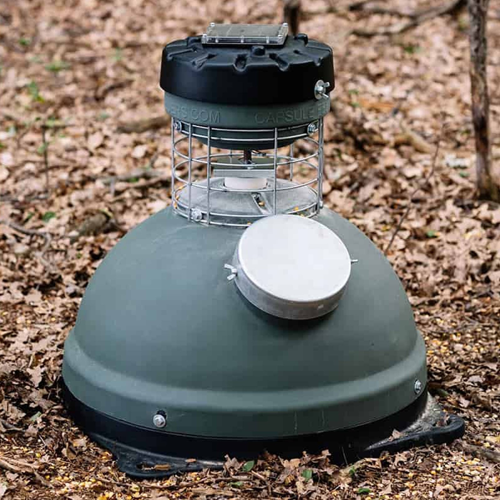 Capsule Feeder 200lb W/Base