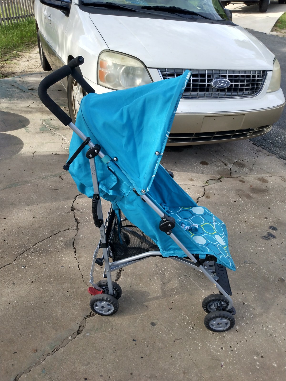 Mothercare nanu Stroller front Wheel Tire only. Size 5 3/8"