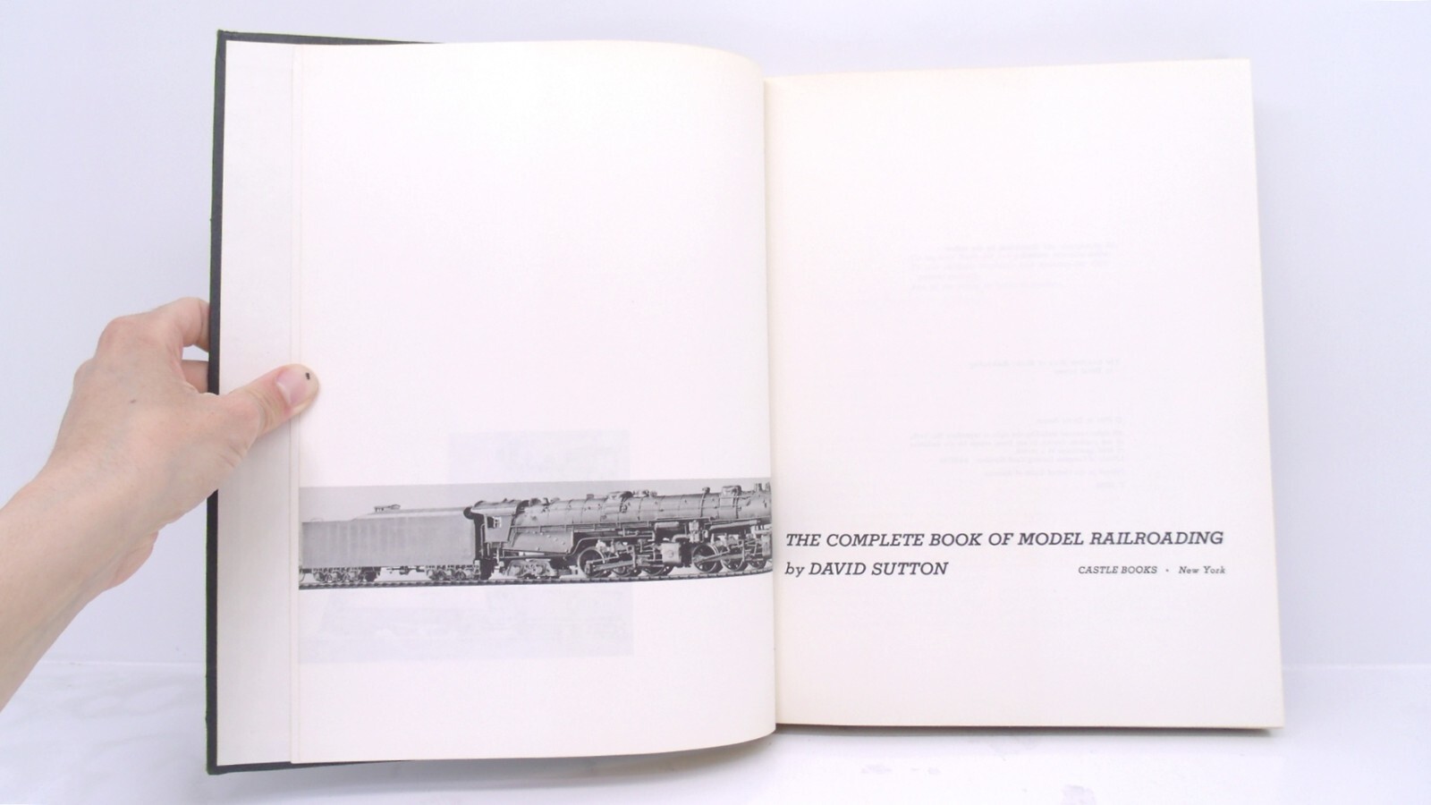 The Complete Book Model Railroading Loco Engine Sutton Hardcover Train Book 1964