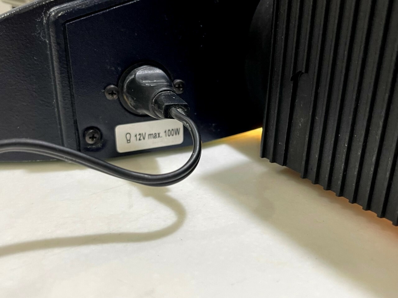 Leica Microscope DM LB2 W/ ICC A video camera & C plan Objectives, DHL Shipping