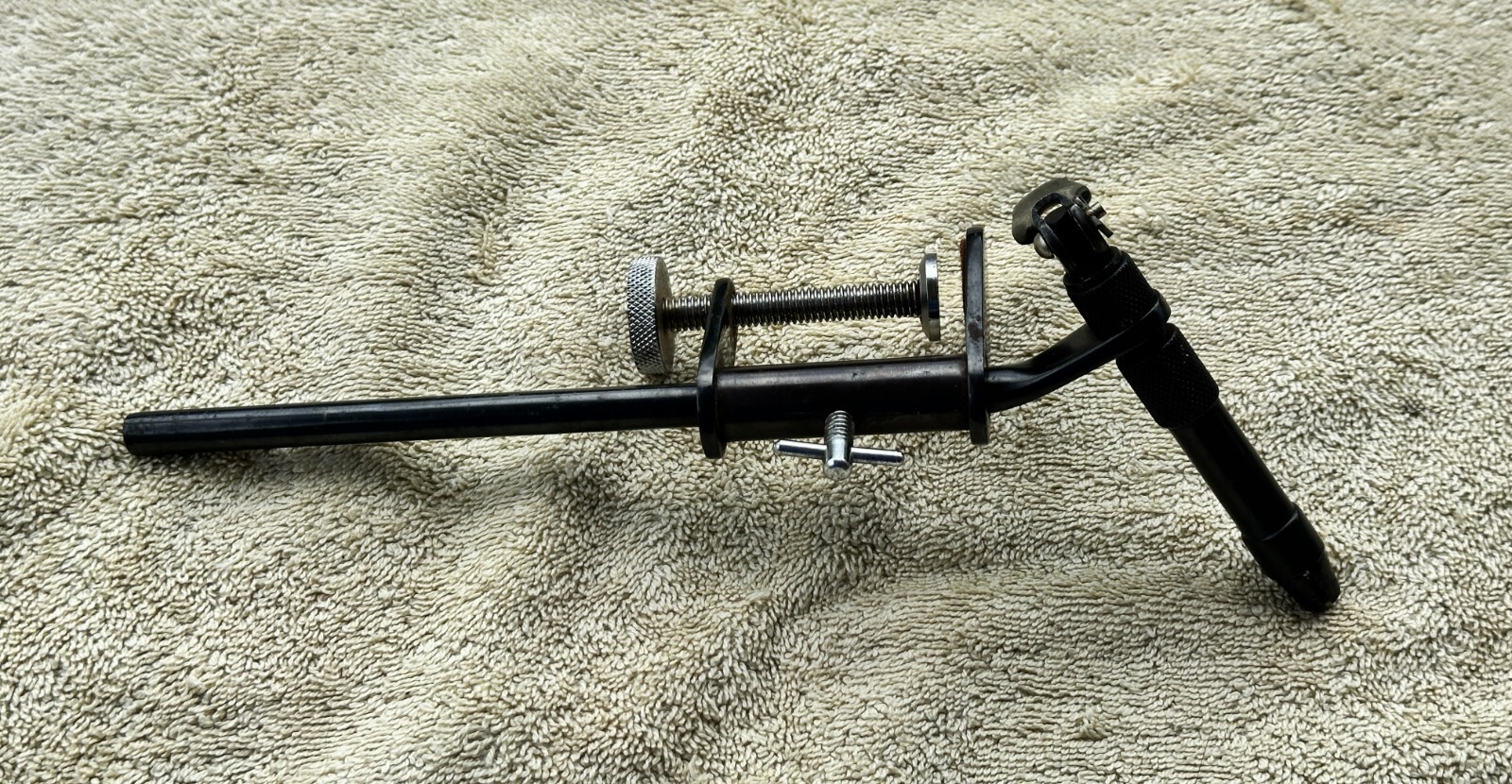 VINTAGE FLY FISHING TIE VISE