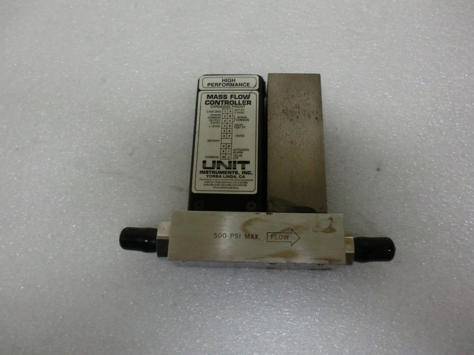Unit Instruments Mass Flow Controller UFC-2020A