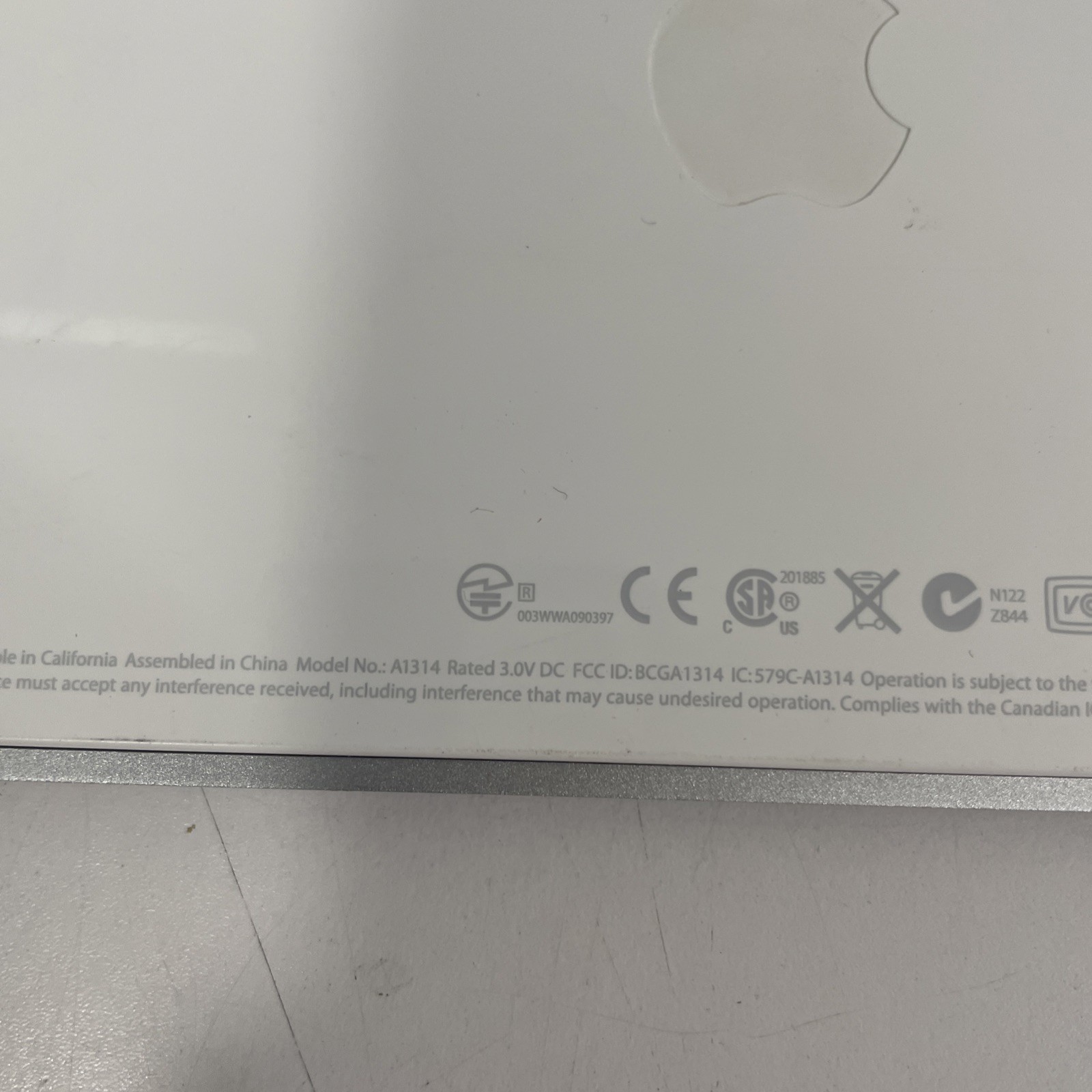 Apple Wireless Keyboard A1314 w/ Launchpad Button – Tested